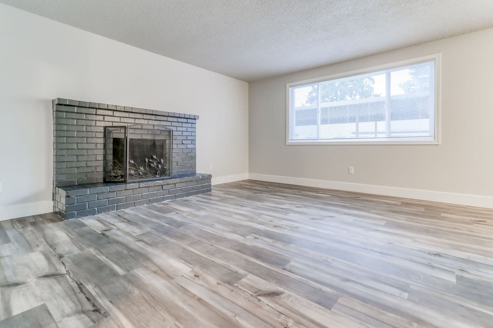 Vancouver Apartment: 3218 Edgewood Dr