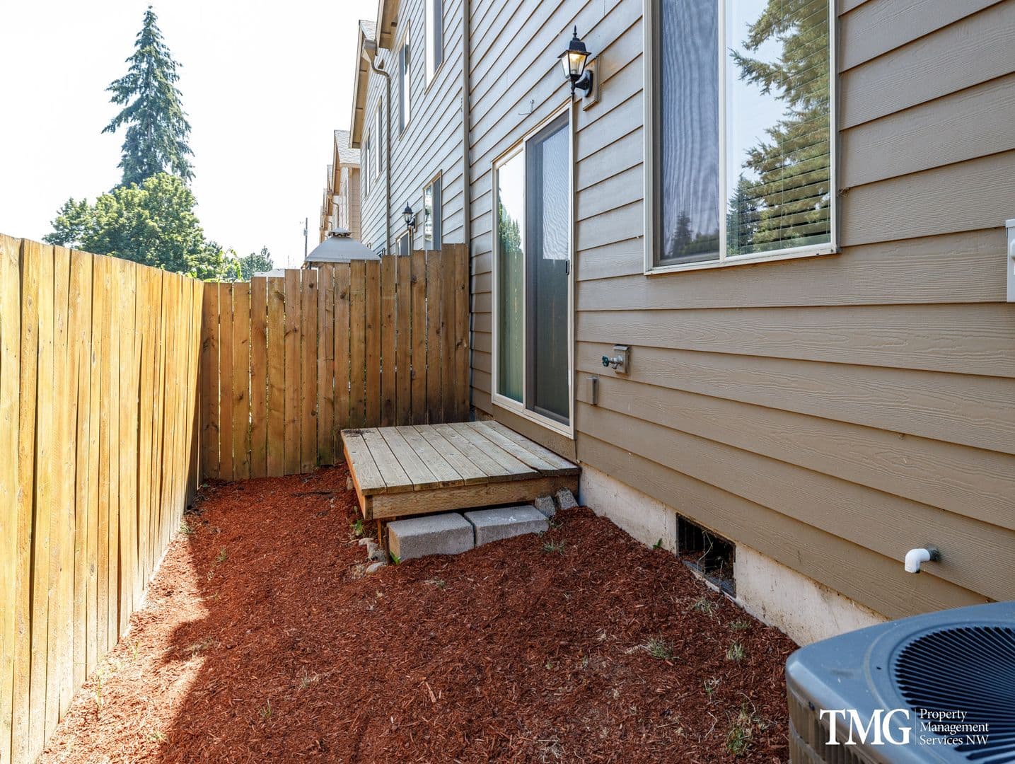 Vancouver Apartment: 9807 NE 76th Way