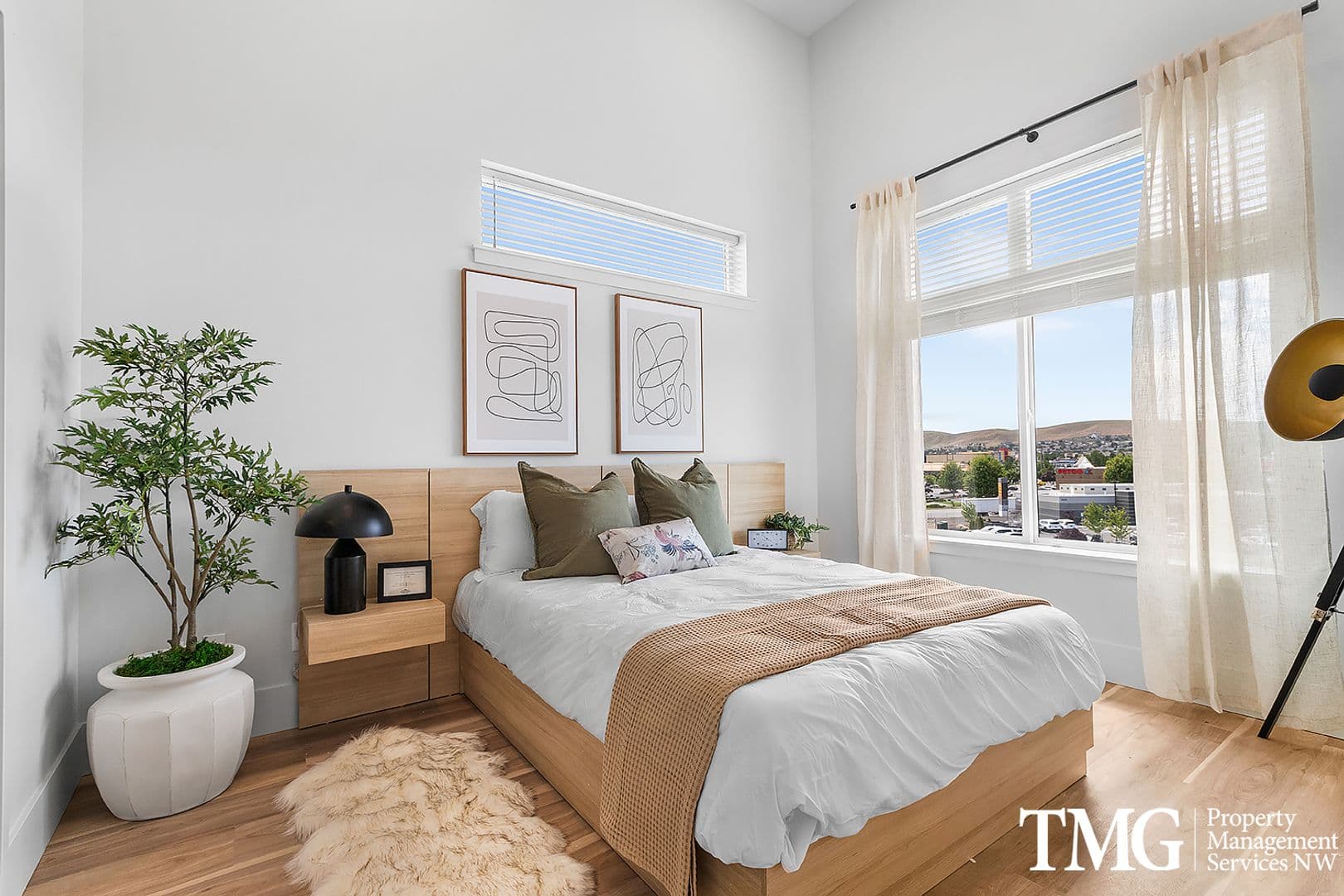 Kennewick Apartment: 4112 W 24th Ave