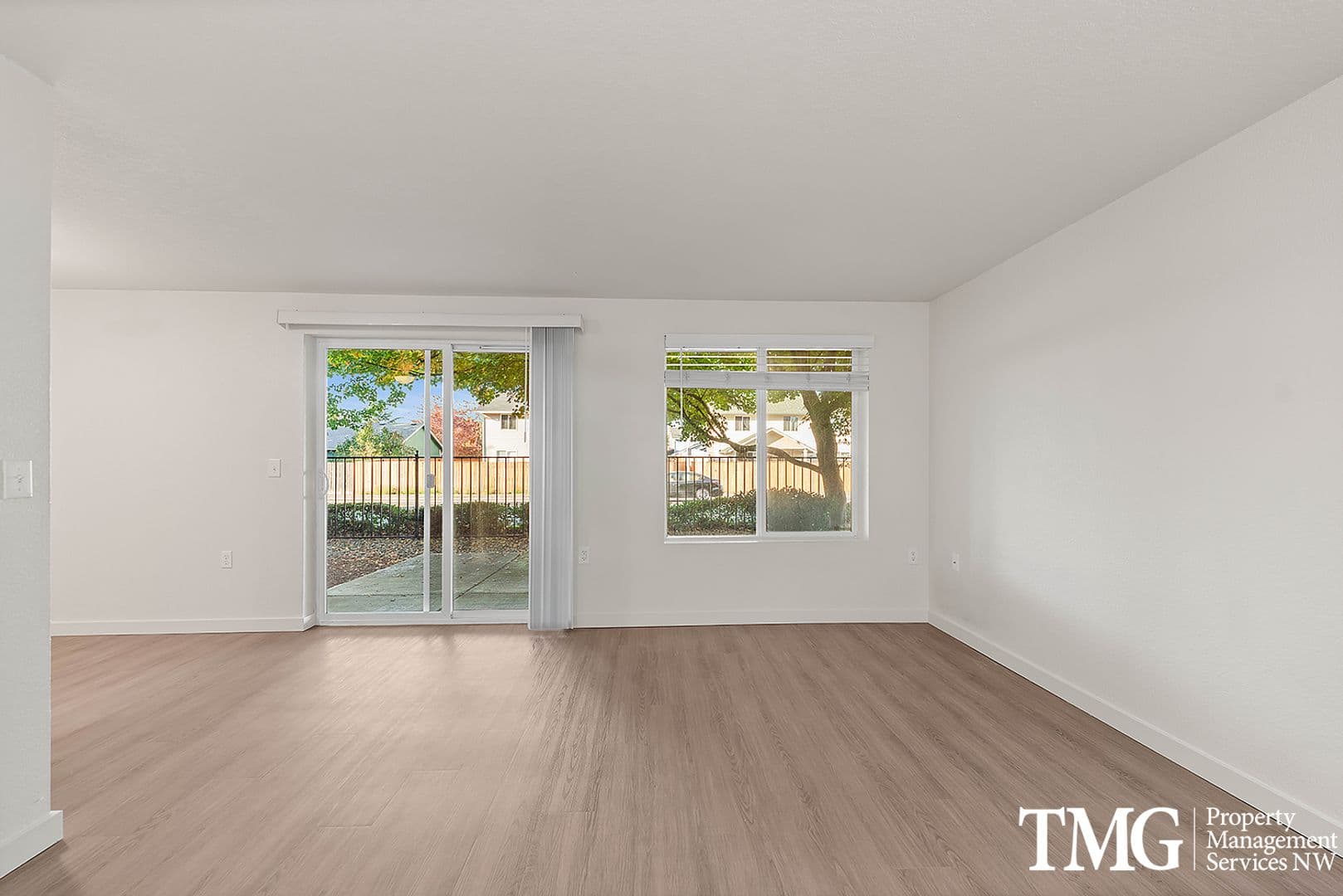 Vancouver Apartment: 16119 SE 1st St