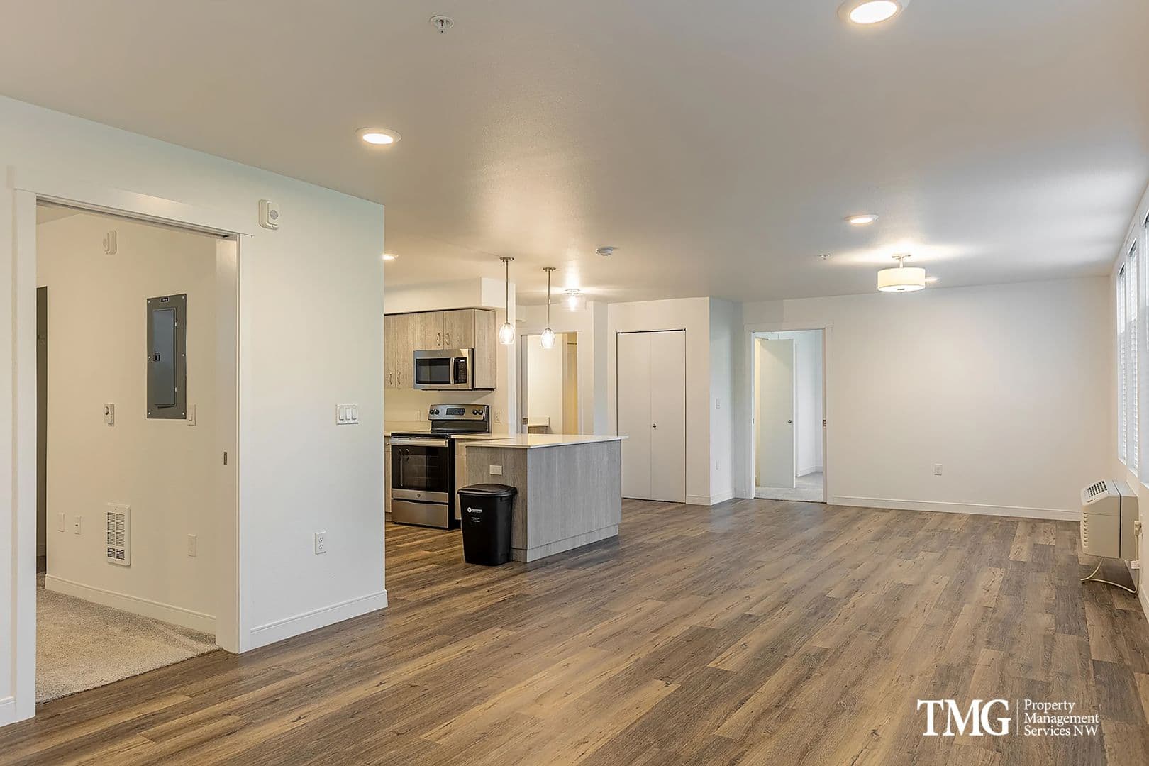 Vancouver Apartment: 13414 NE 23rd Ave
