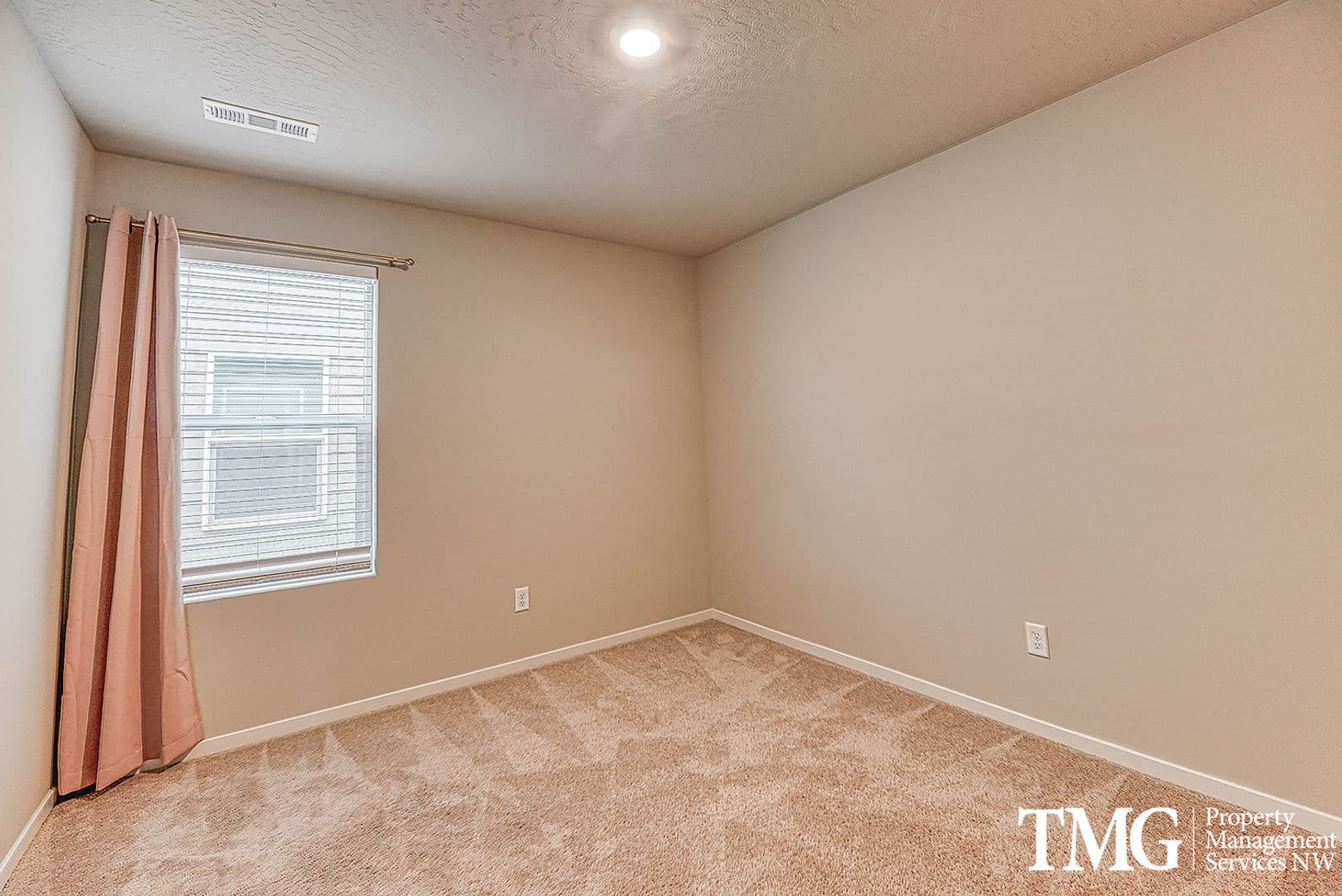 West Richland House: 7796 Ranchland Lane