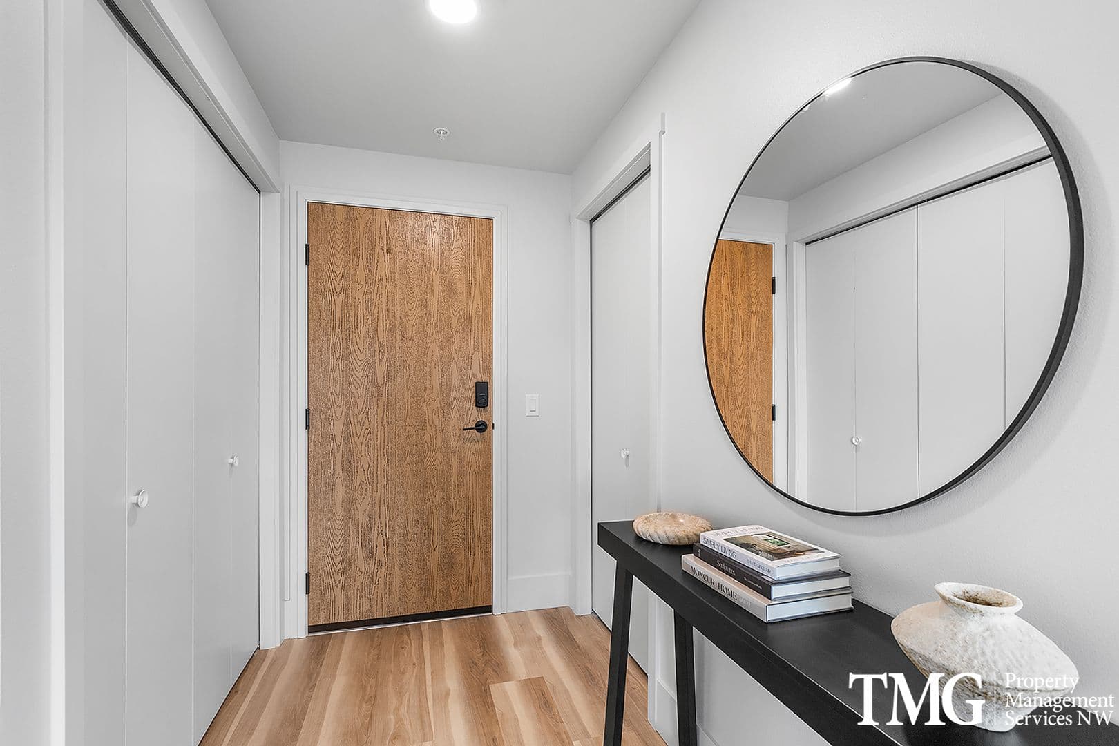 Kennewick Apartment: 4112 W 24th Ave