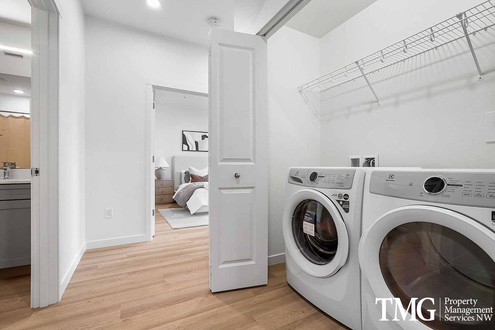 Vancouver Apartment: 12616 NE 116th Way