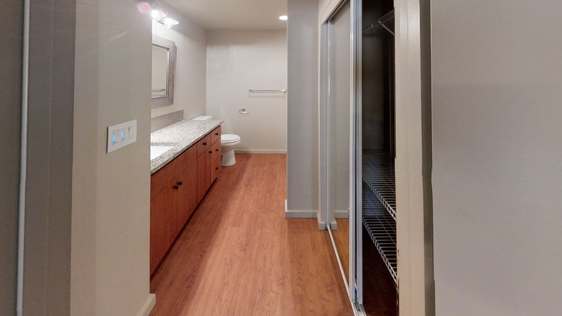Vancouver Apartment: OLP 5264 NE 121st Avenue