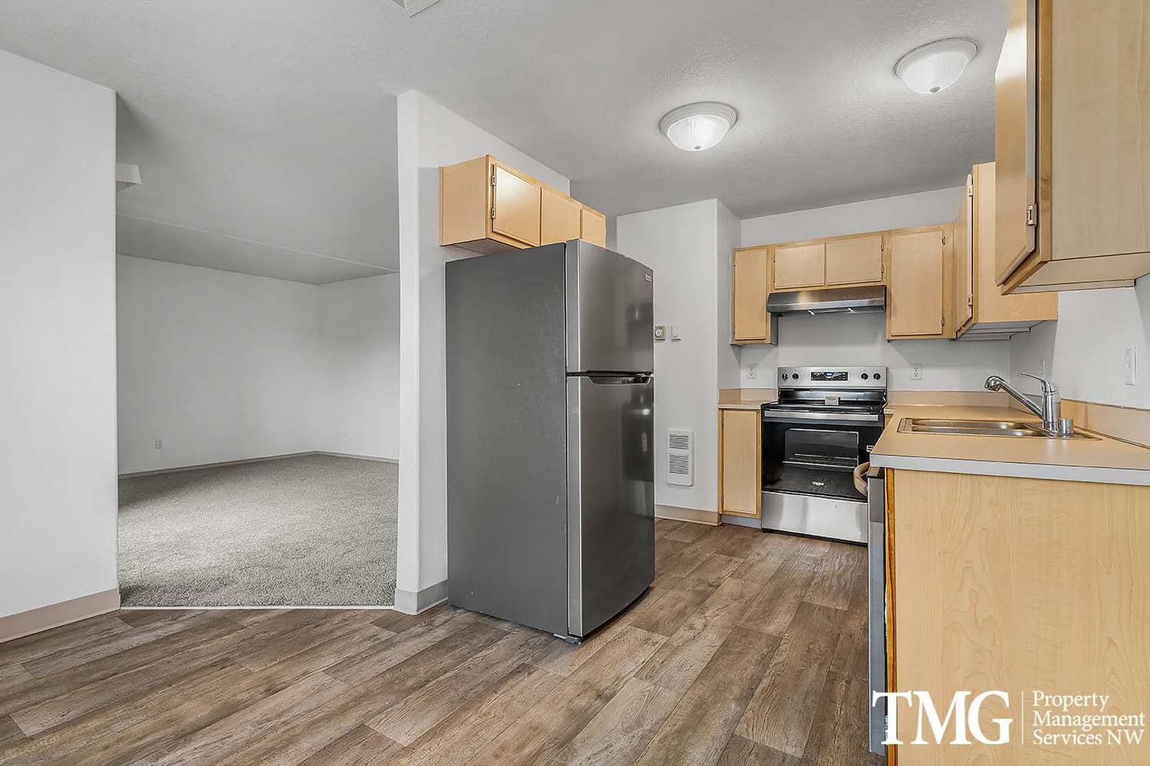 Vancouver Apartment: 13608 NE 72nd St