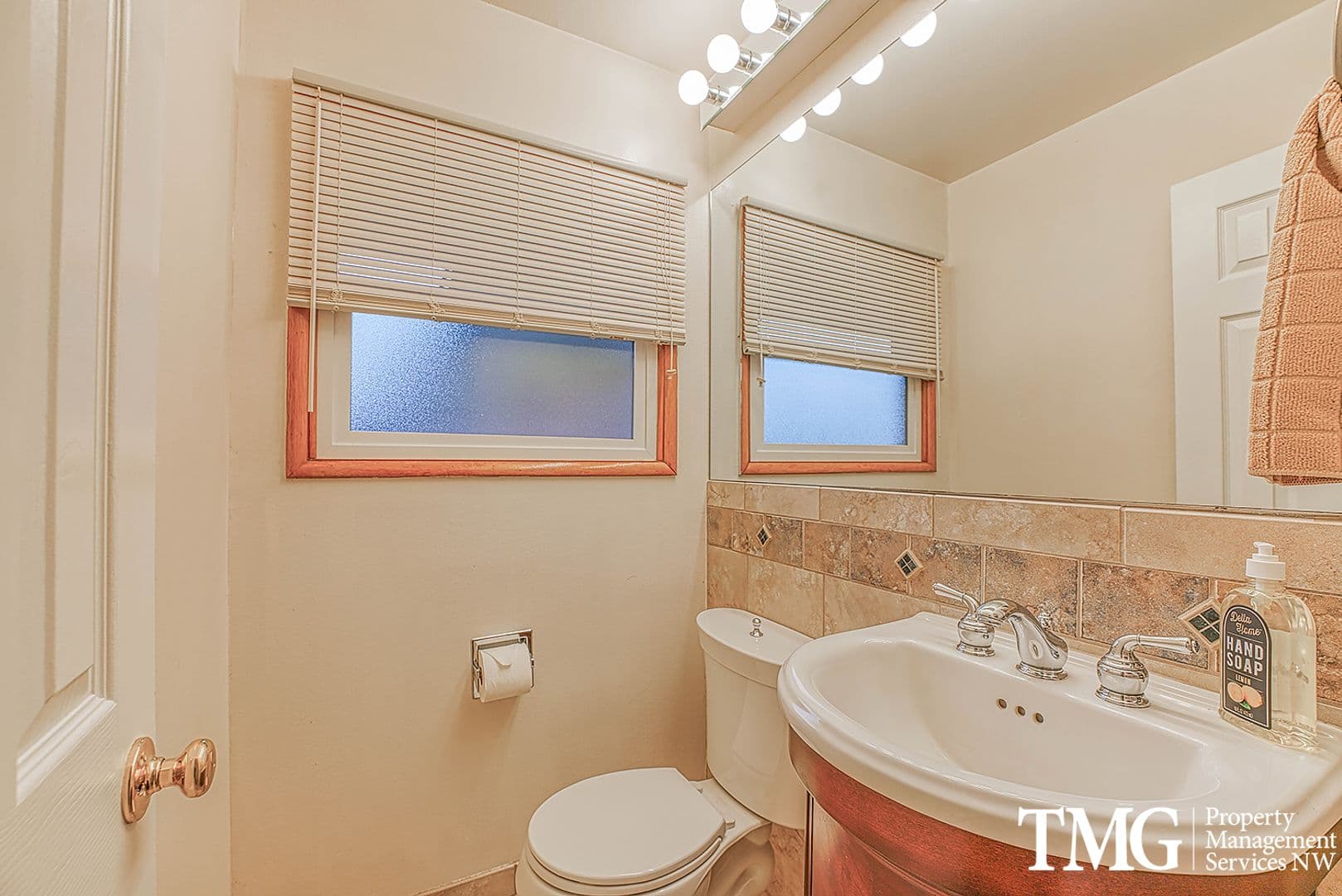 Camas House: 2832 E. 1st Avenue
