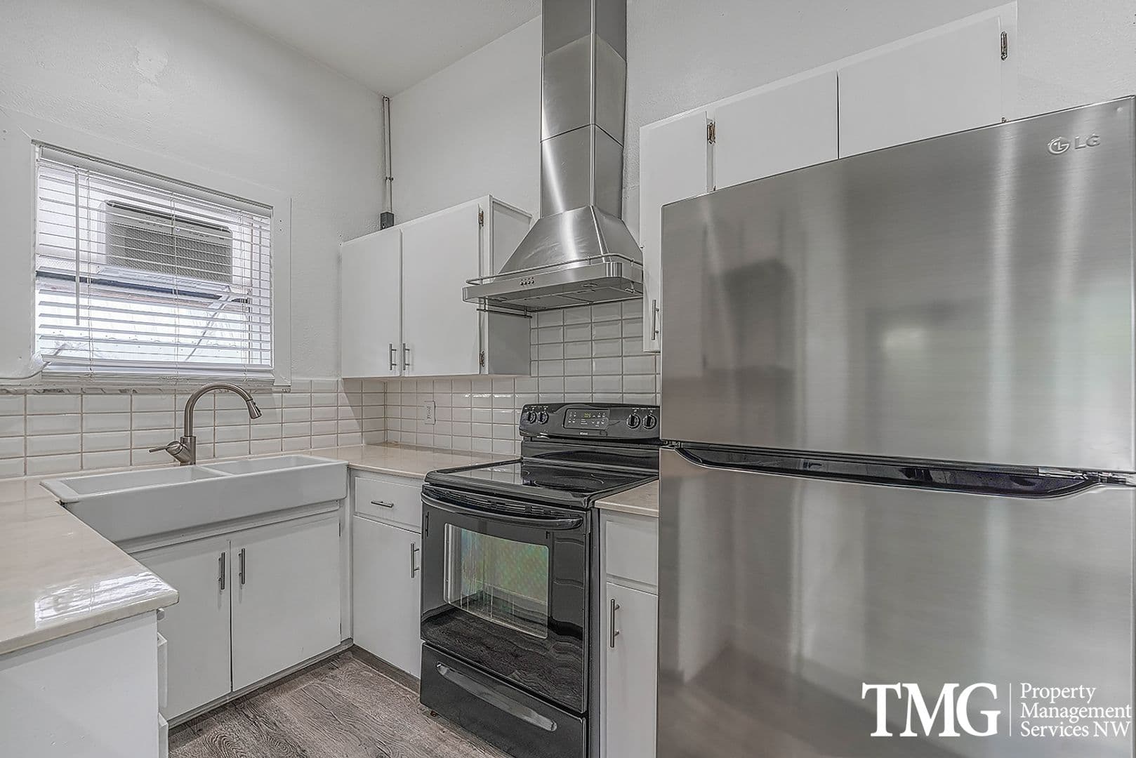 Kennewick House: 312 S Kellogg Street #B