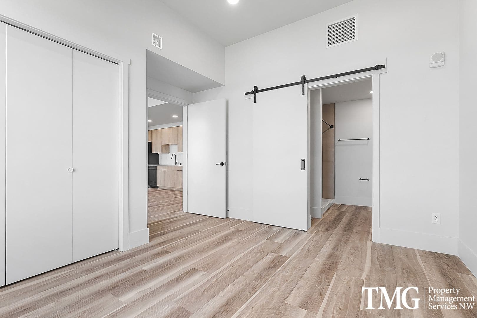 Kennewick Apartment: 4112 W 24th Ave