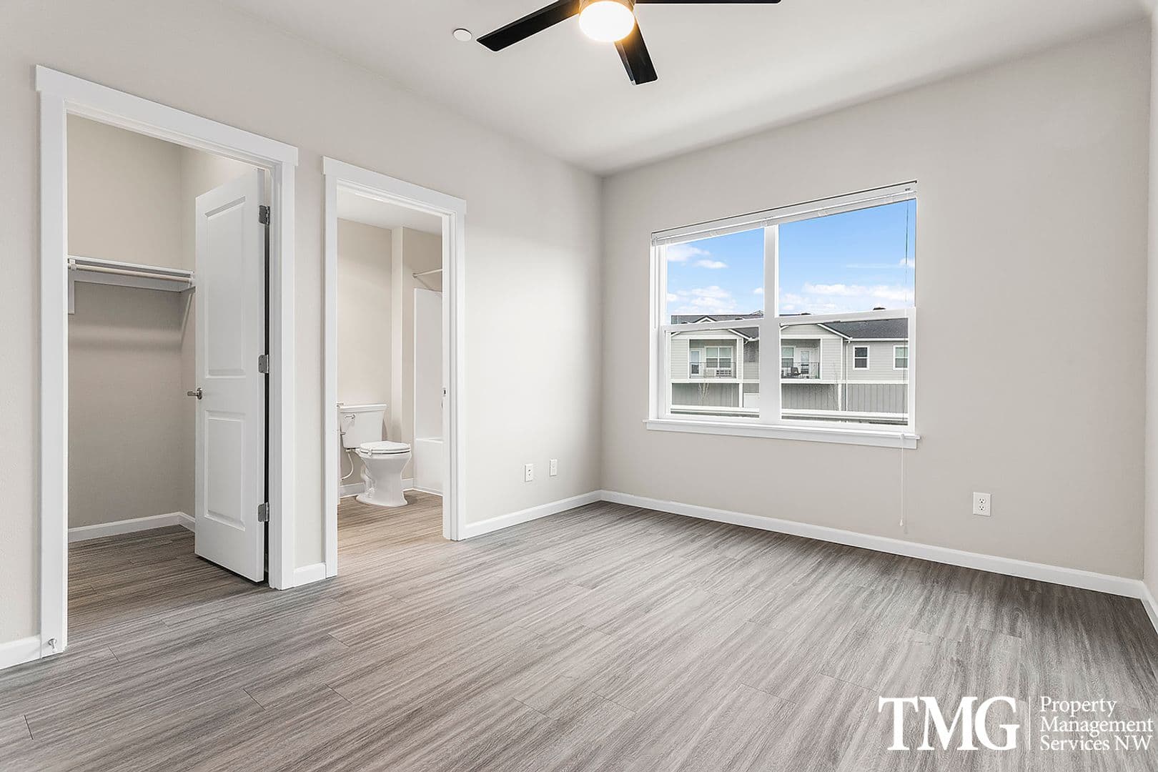 Ridgefield Apartment: 540 S Royle Rd