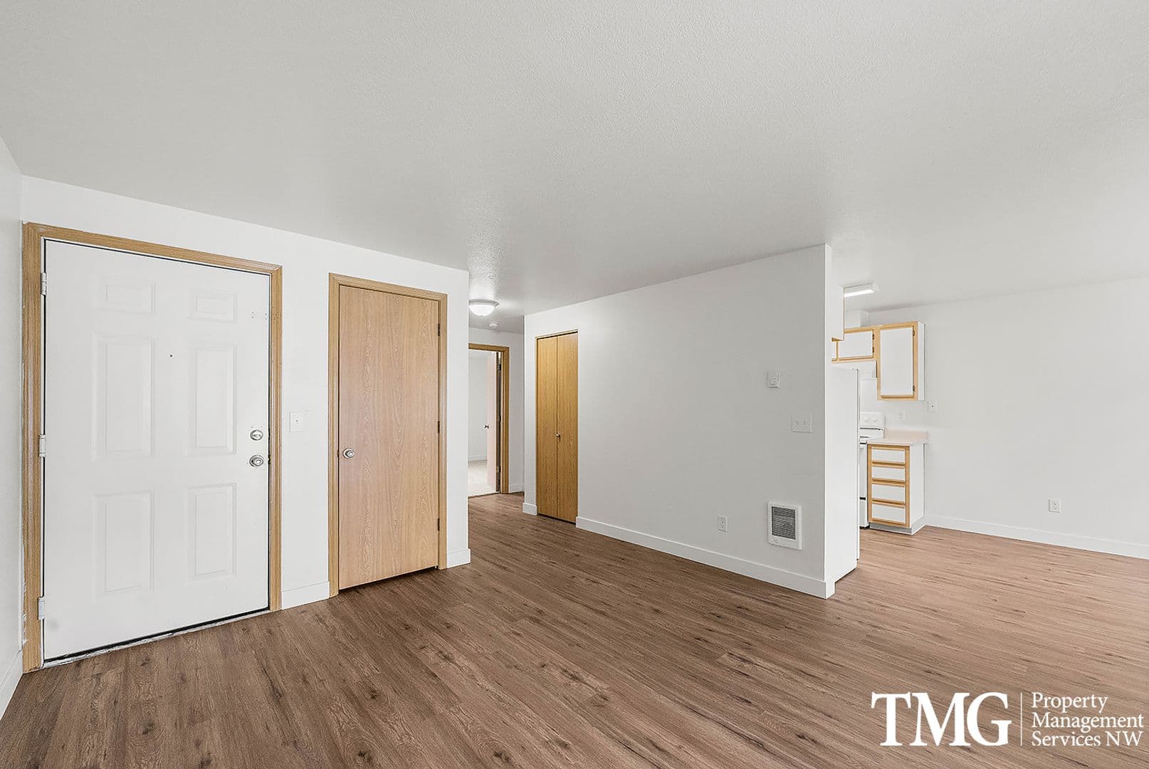 Vancouver Apartment: 3000 NE 109th Ave