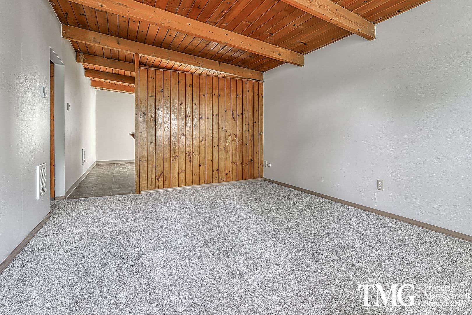 Vancouver Apartment: 2106 & 2108 E 33rd Street