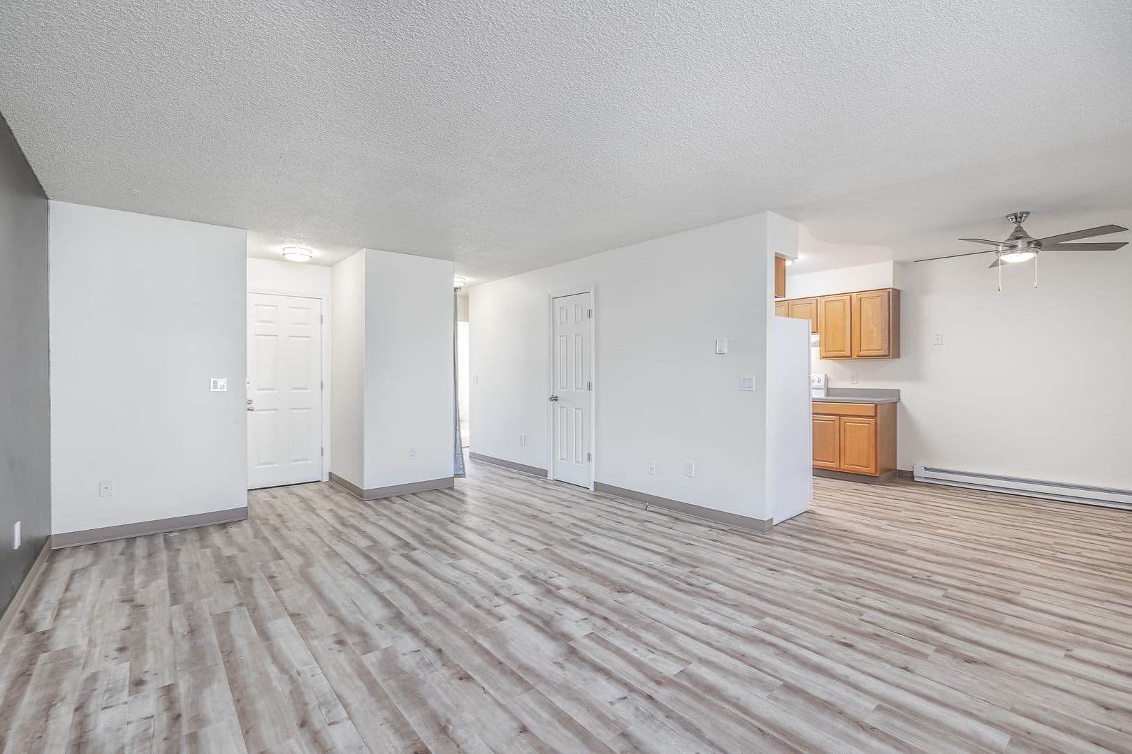 Kennewick Apartment: 3131 W Hood Ave