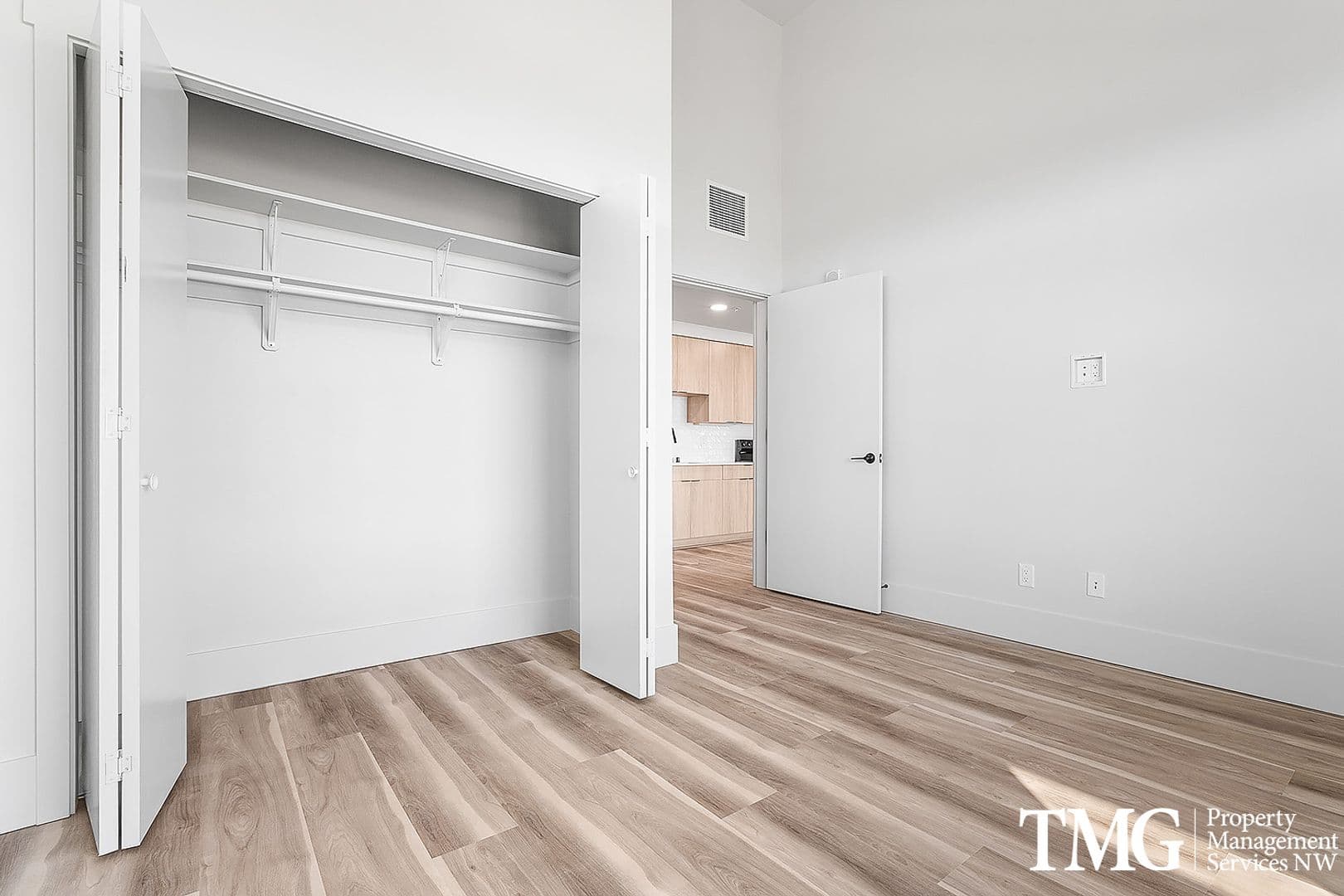 Kennewick Apartment: 4112 W 24th Ave