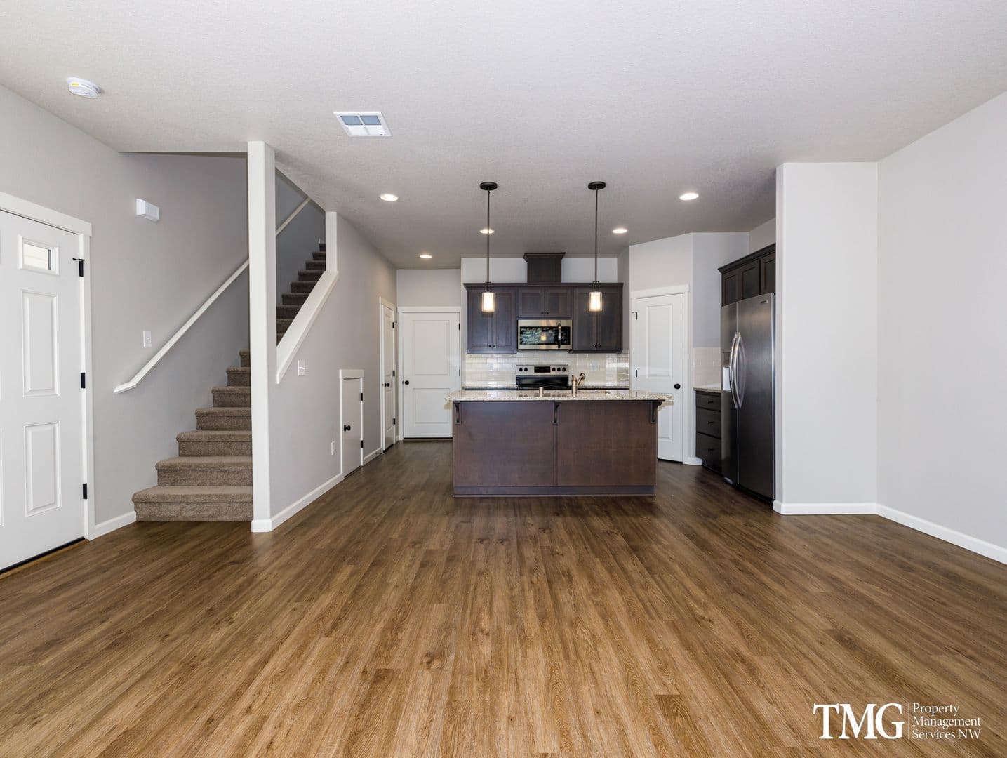 Vancouver House: 11311 NE 14th Ct