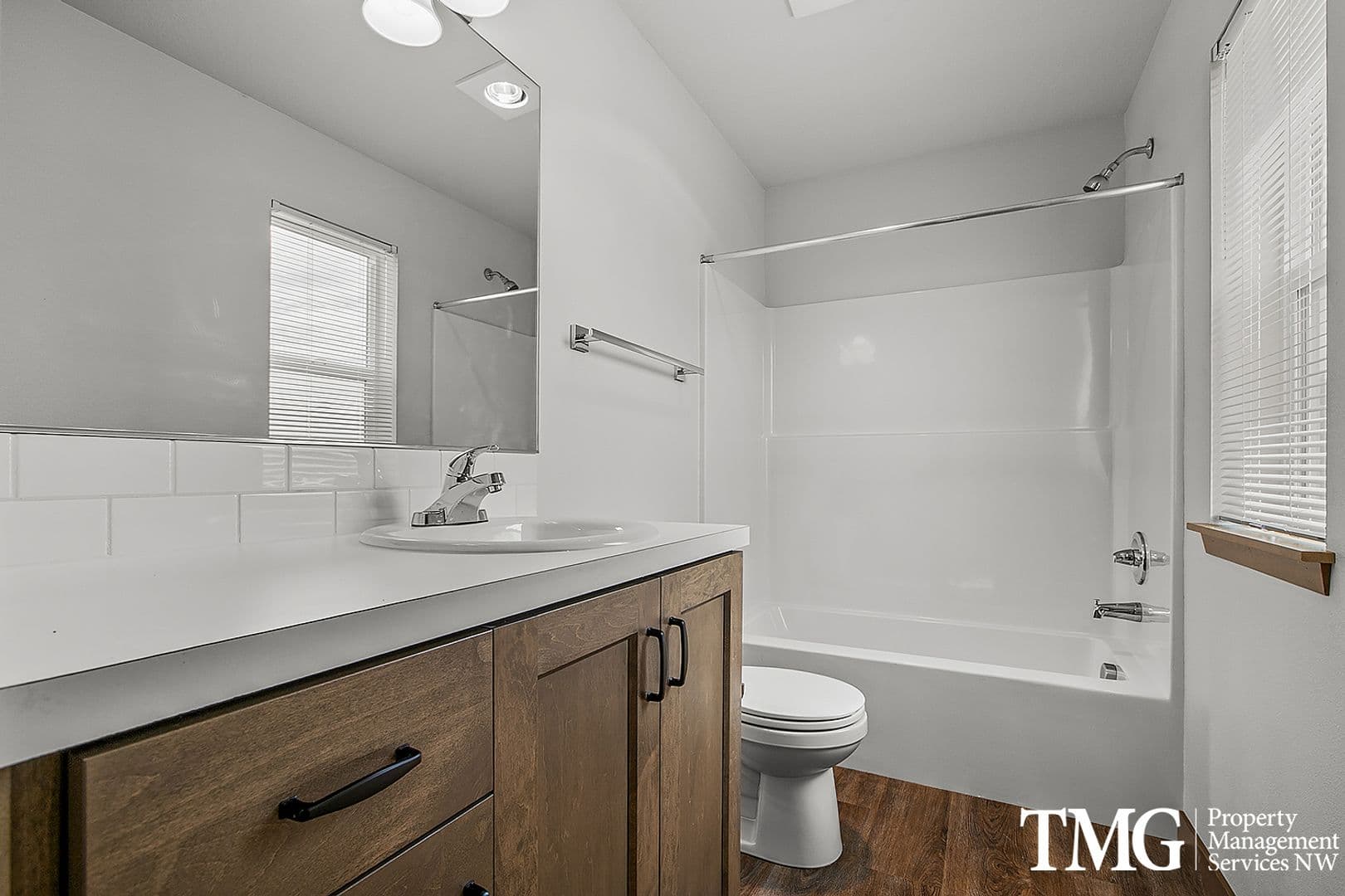 Washougal House: 3316 Lewis Lane