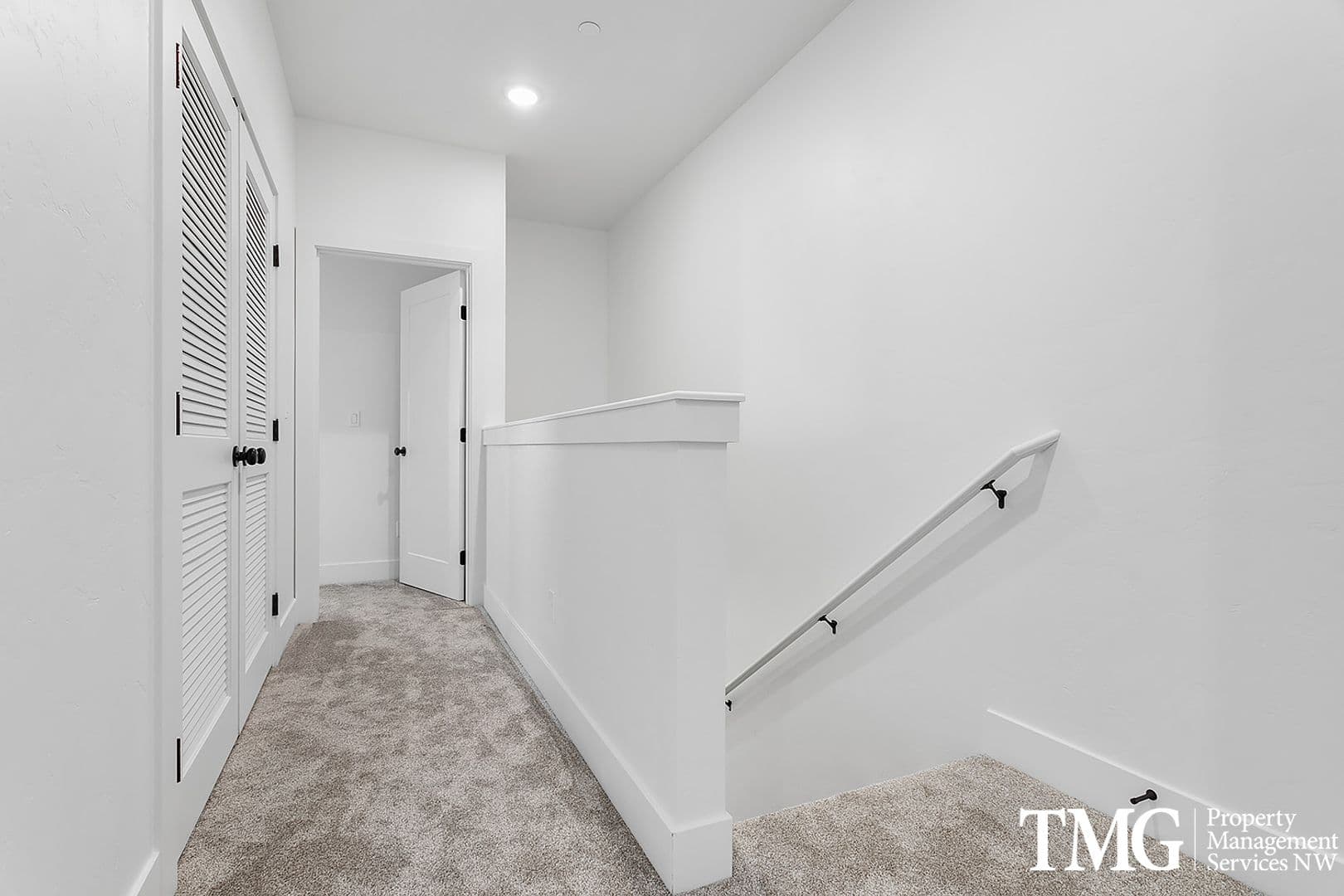 Pasco Townhome: 5801 Road 92