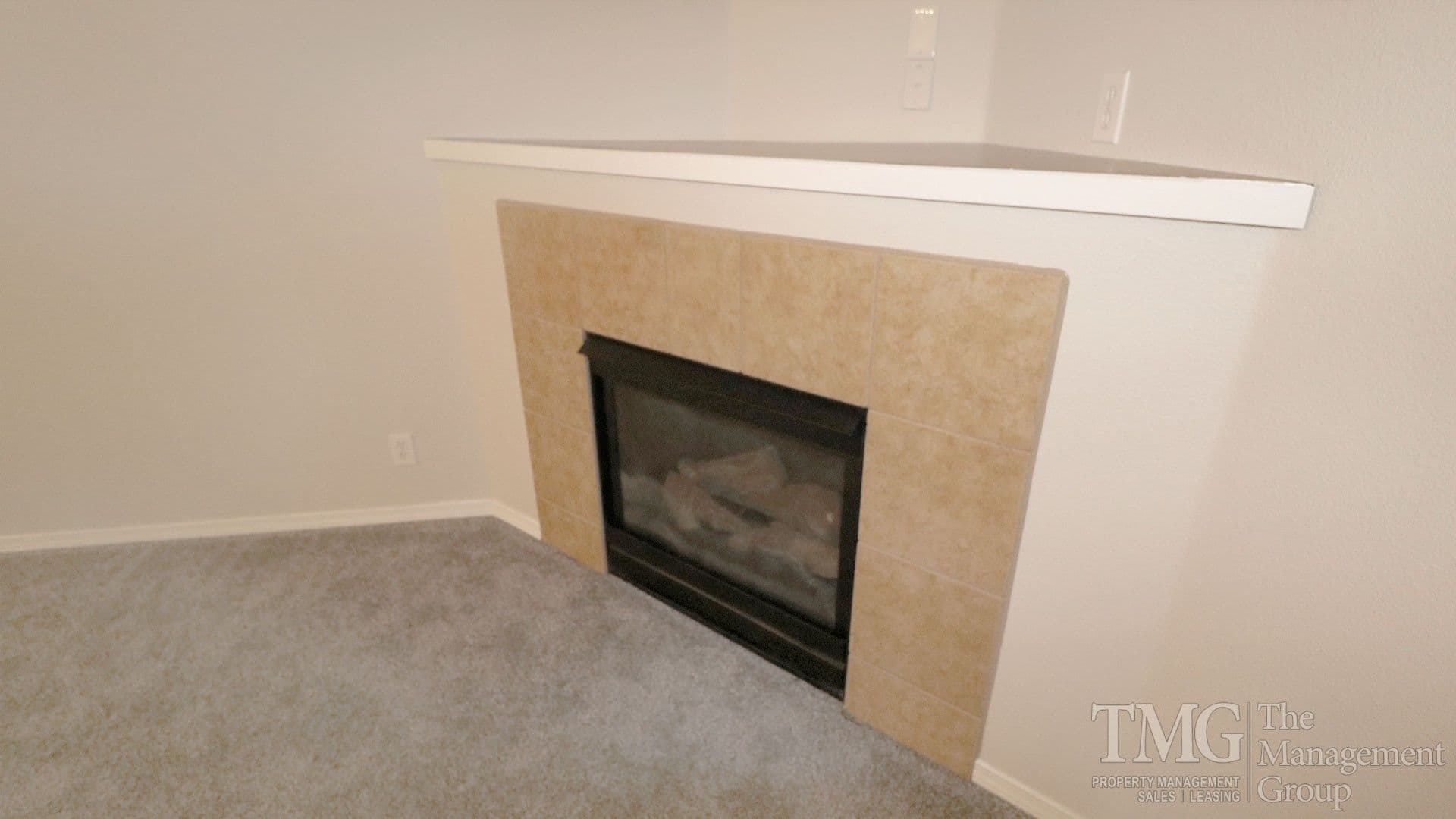 Vancouver Apartment: 5313 NE 68th Ave