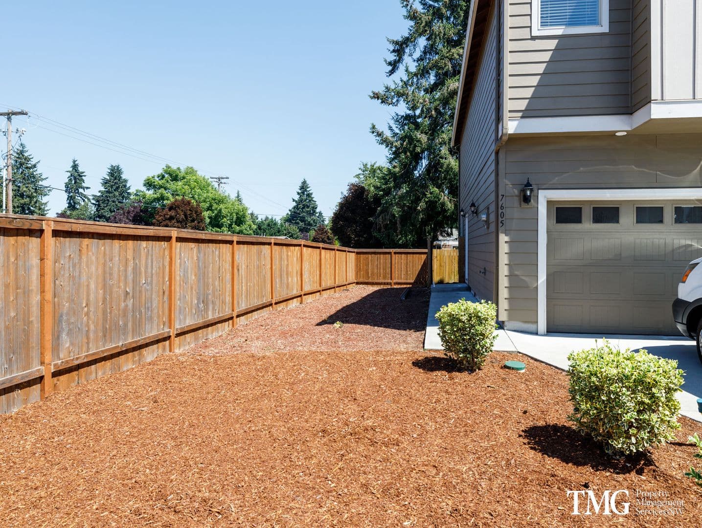 Vancouver Apartment: 9807 NE 76th Way