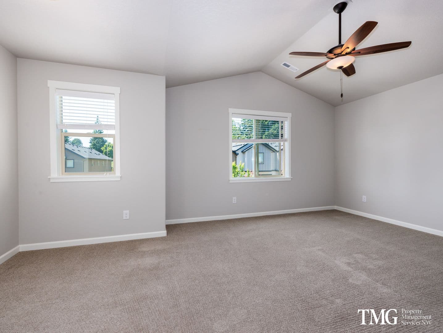Vancouver House: 11311 NE 14th Ct