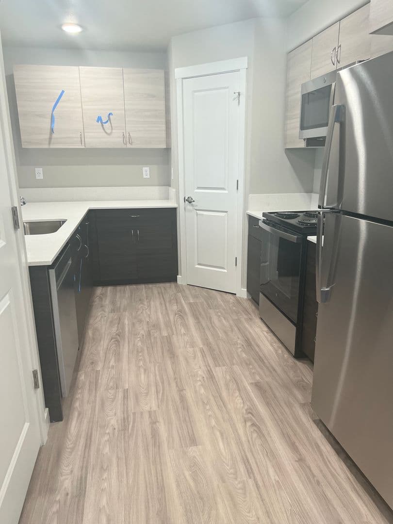 Vancouver Apartment: 9615 NE 25th Ave