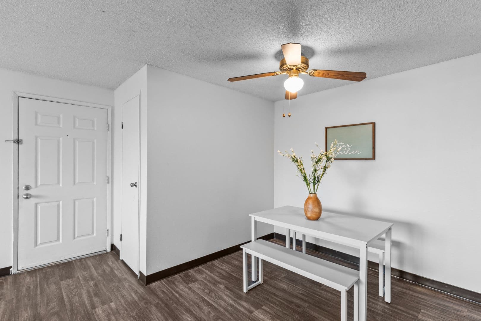 Kennewick Apartment: 445 N Volland St