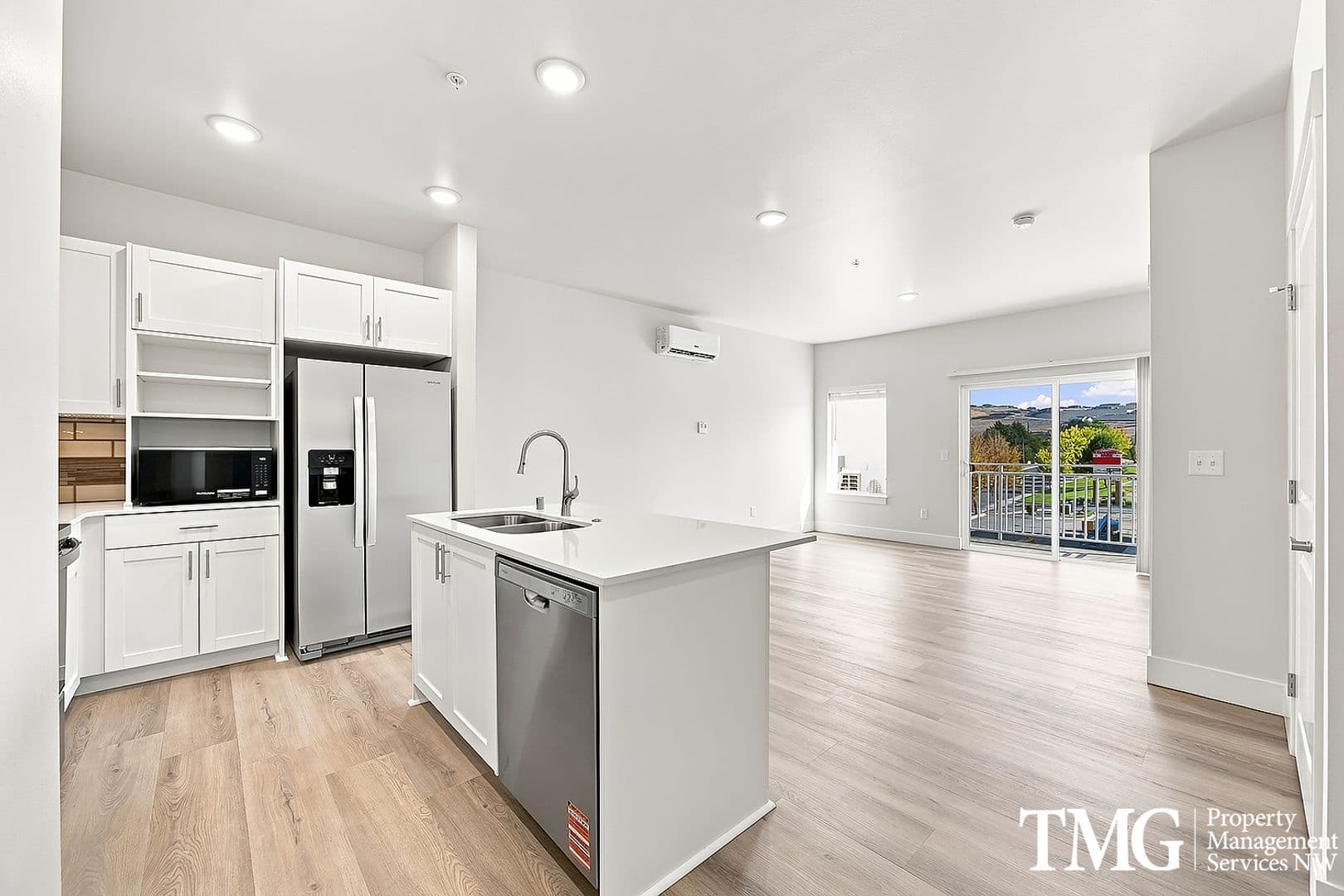 Kennewick Apartment: 7918 W 10th Ave