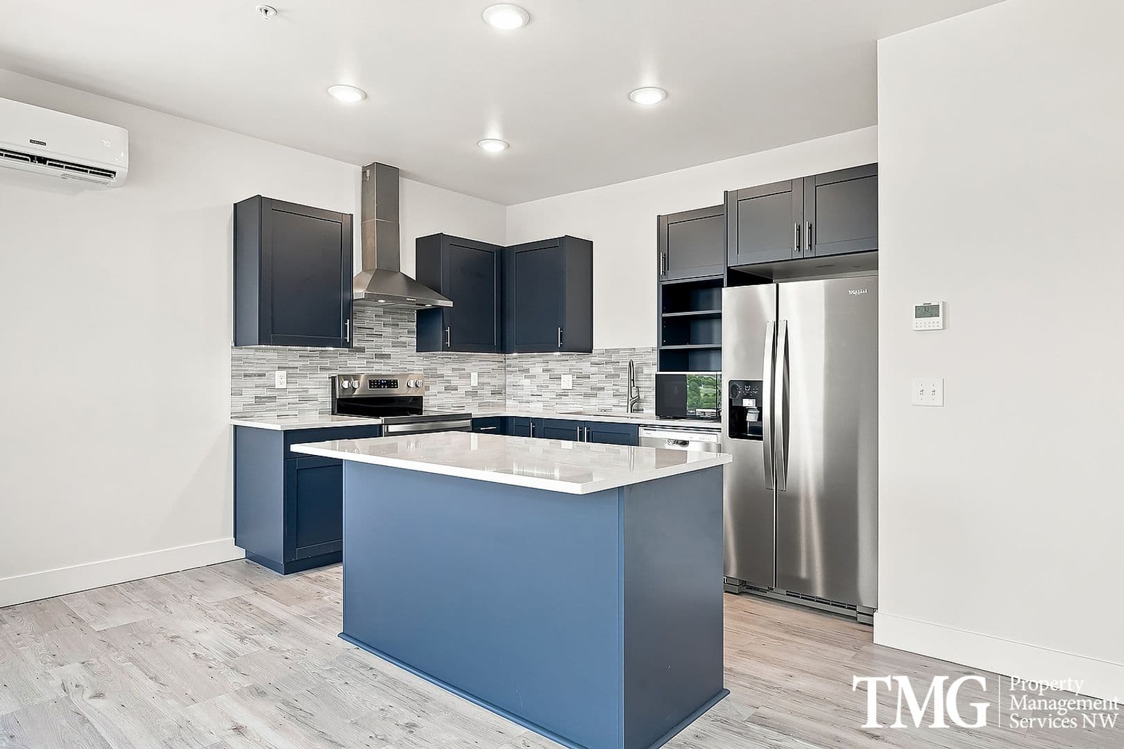Kennewick Apartment: 7918 W 10th Ave