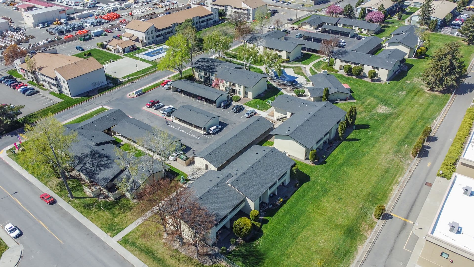 Kennewick Apartment: 507 N Arthur St