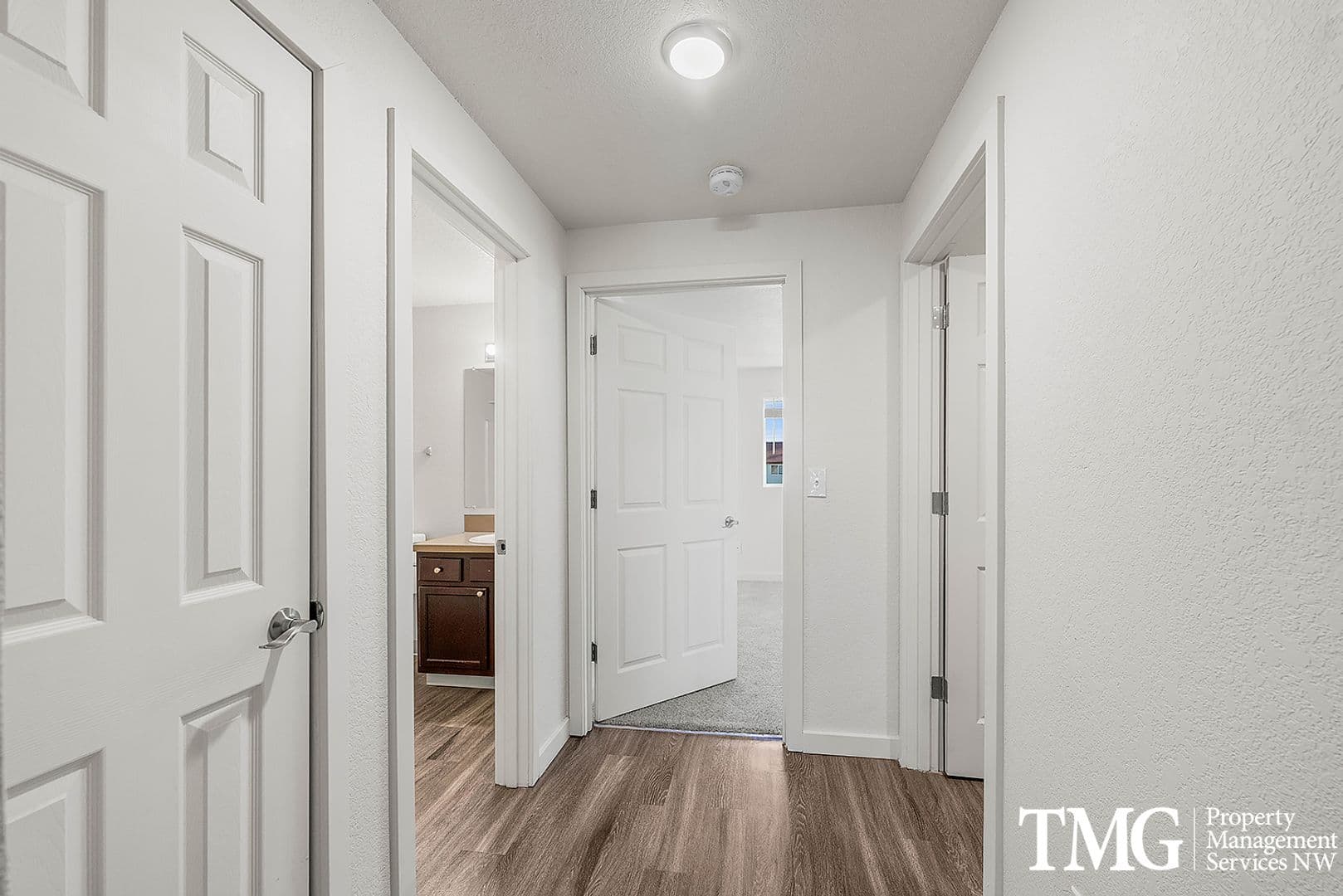 Vancouver Apartment: 16119 SE 1st St
