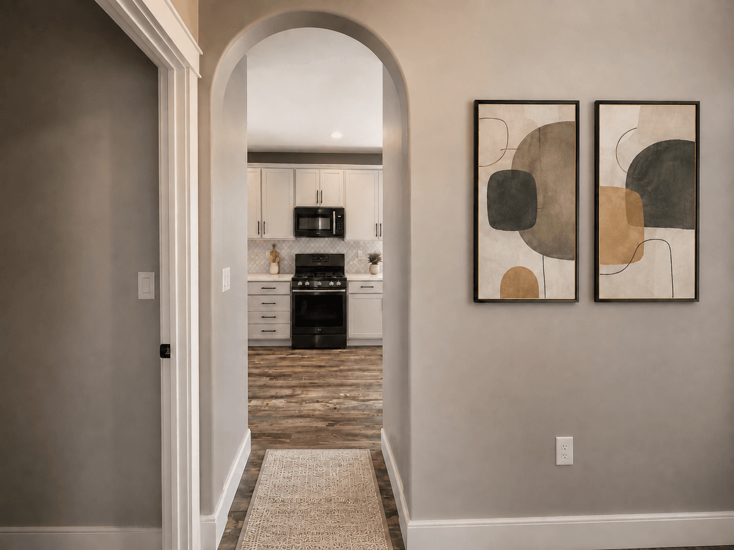 Richland House: 4504 Corvina Street