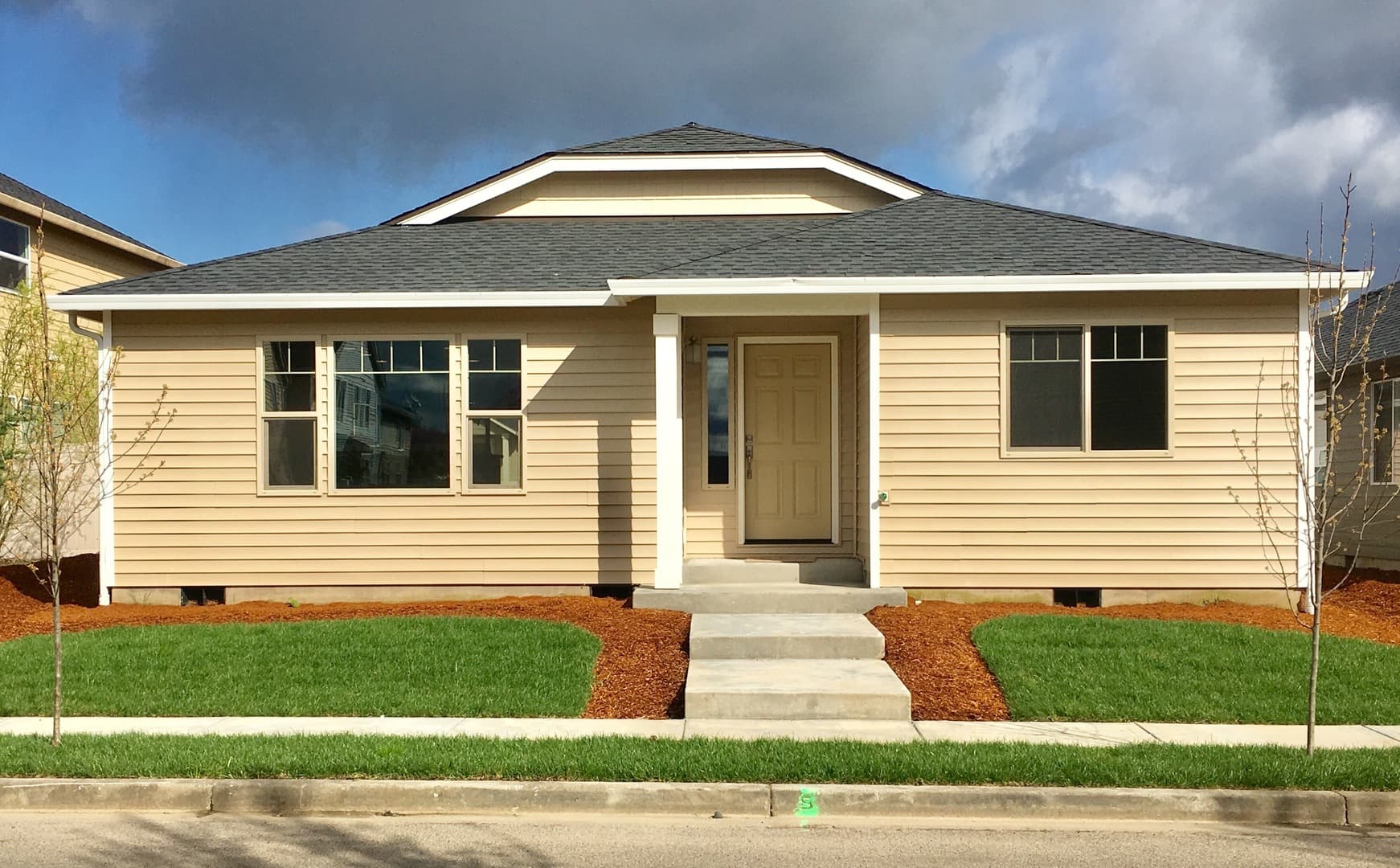 Battle Ground House: 606 NW 20th Avenue