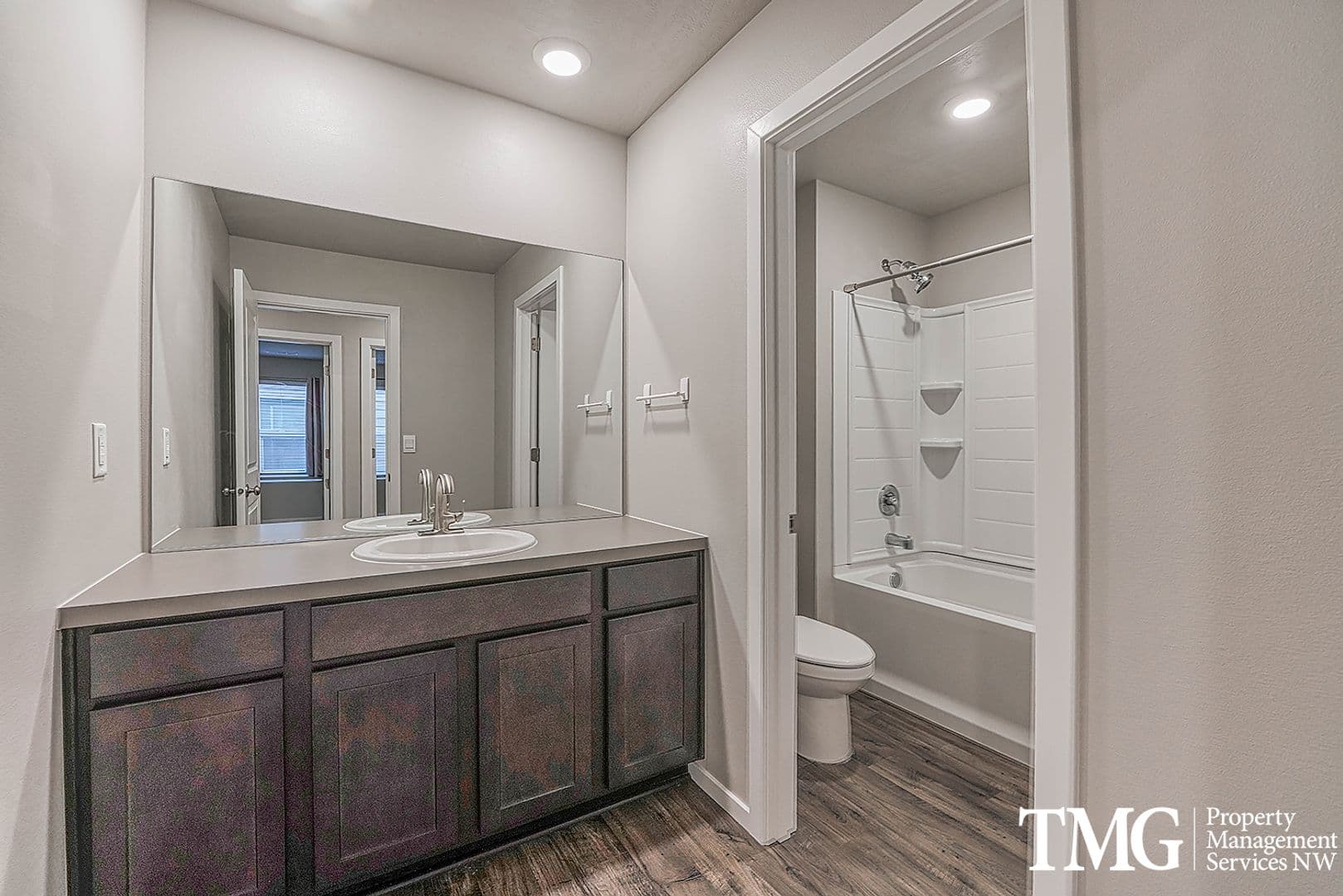 West Richland House: 7796 Ranchland Lane