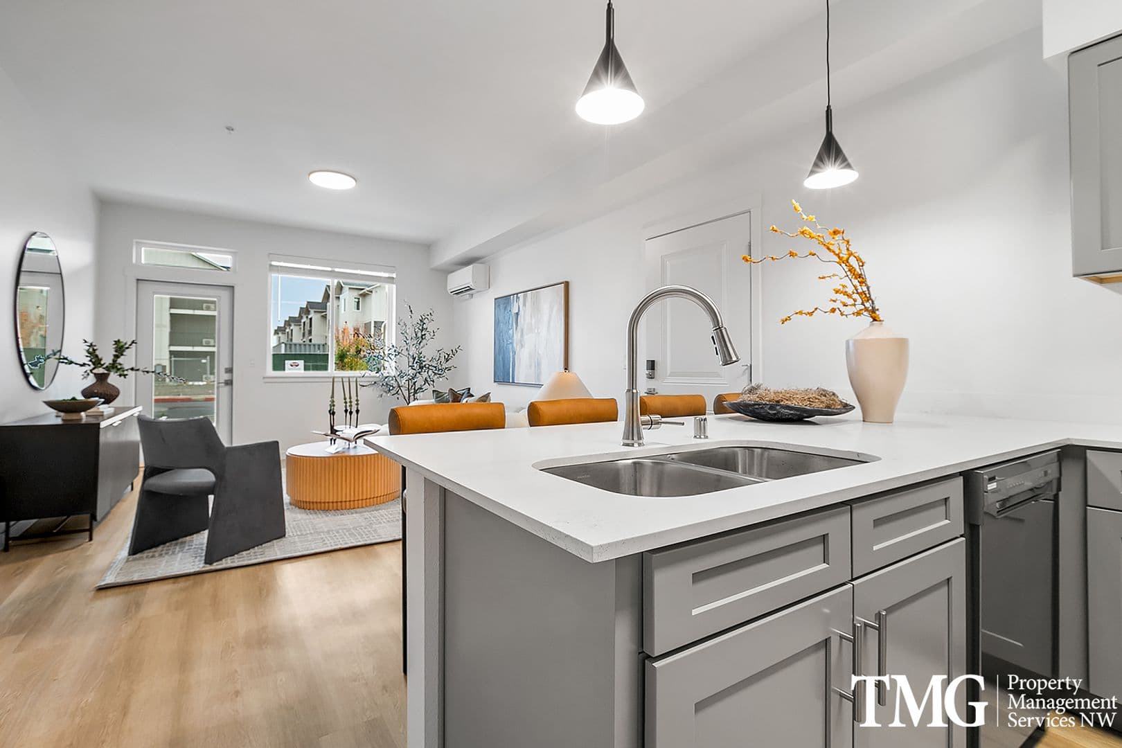 Vancouver Apartment: 12616 NE 116th Way