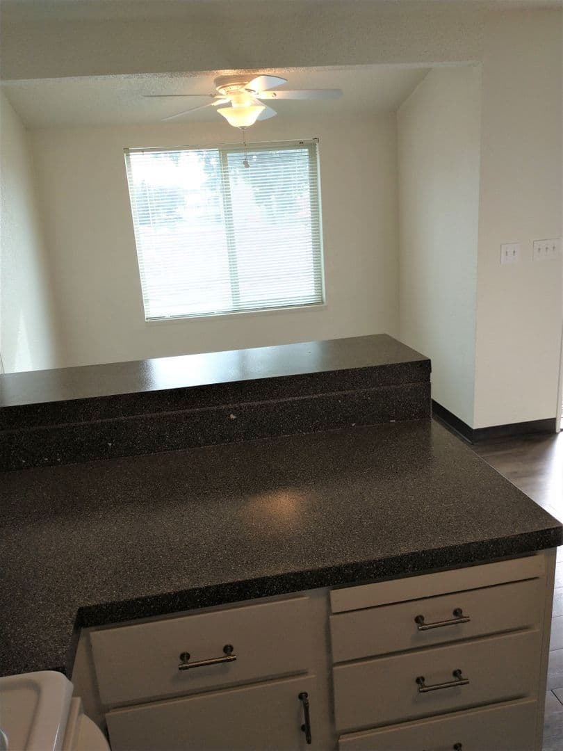 Kennewick Apartment: 507 N Arthur St