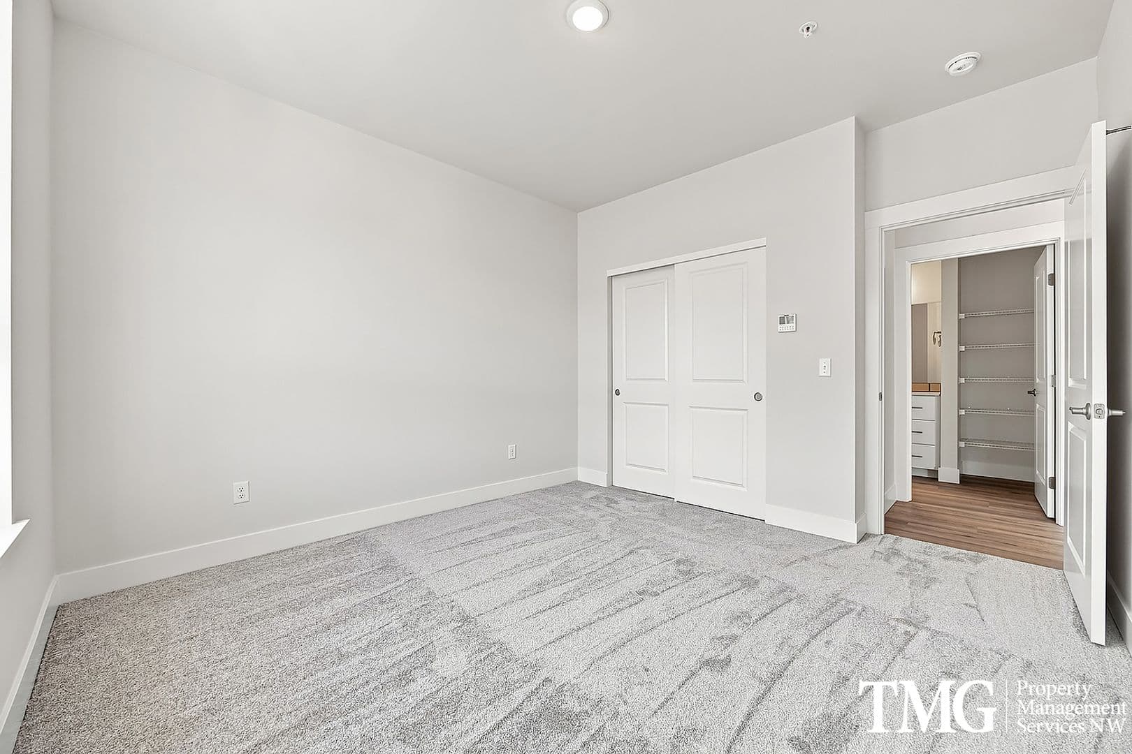 Kennewick Apartment: 7918 W 10th Ave