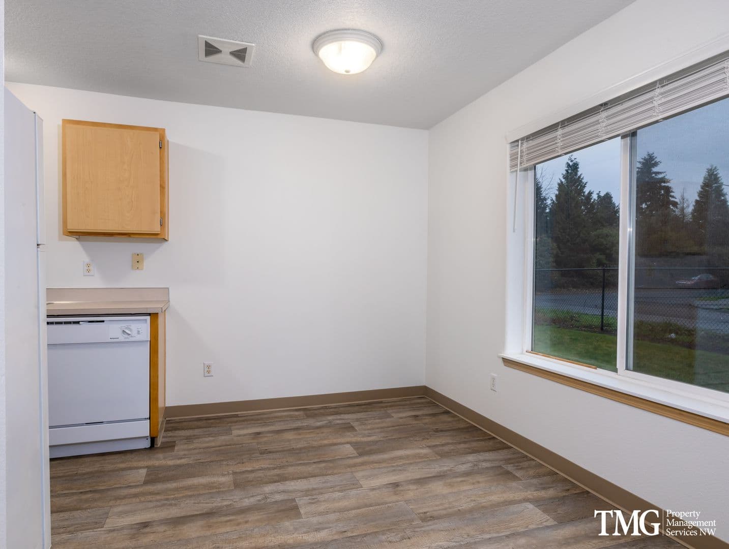 Vancouver Apartment: 13608 NE 72nd St