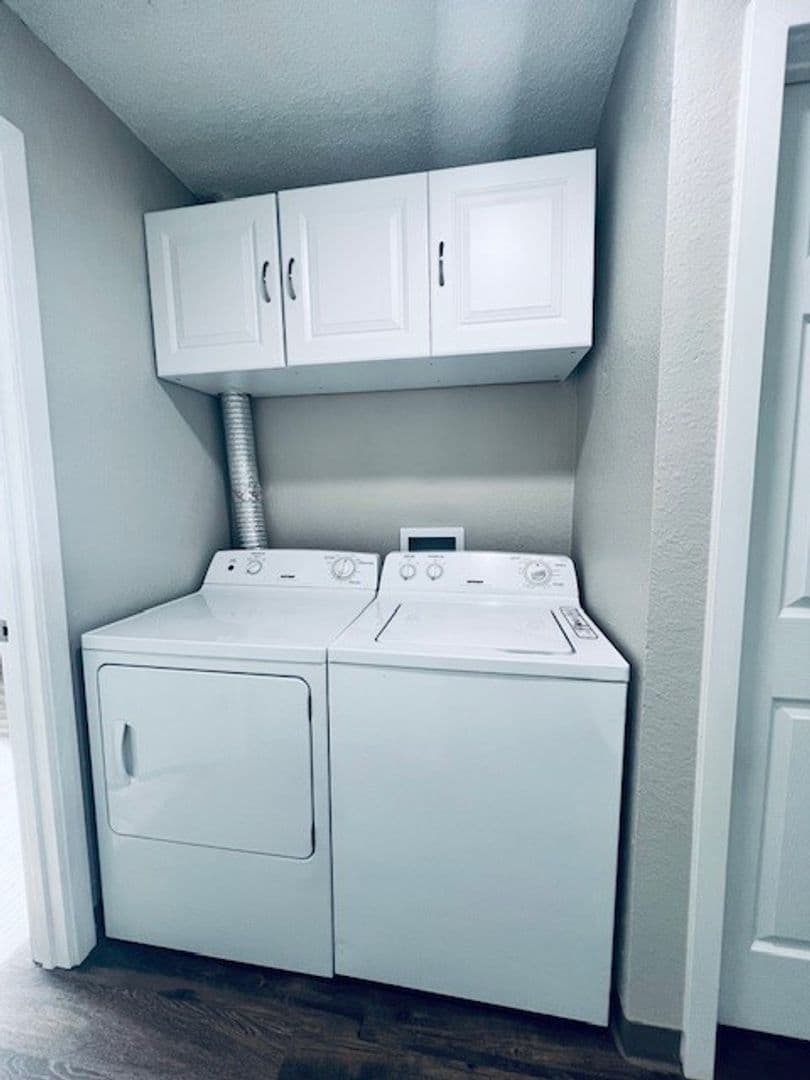 Richland Apartment: 200 Waldron