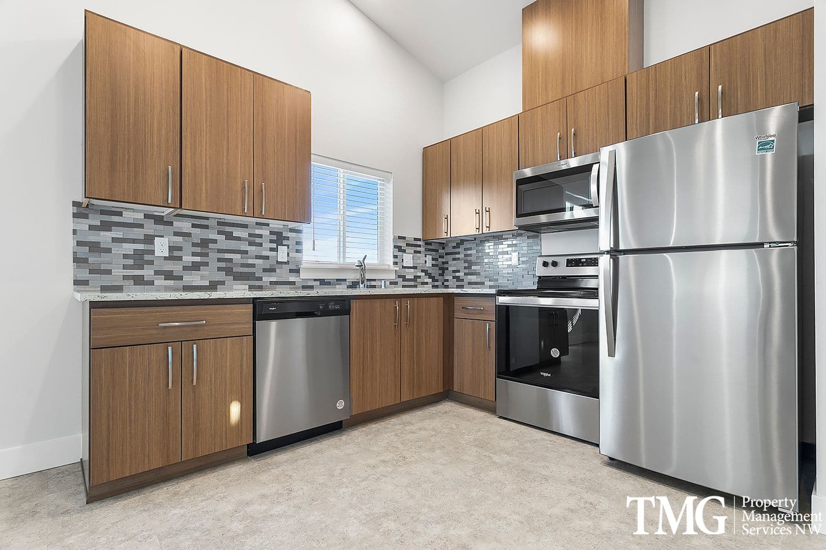 Kennewick Apartment: 7960 W 10th Ave