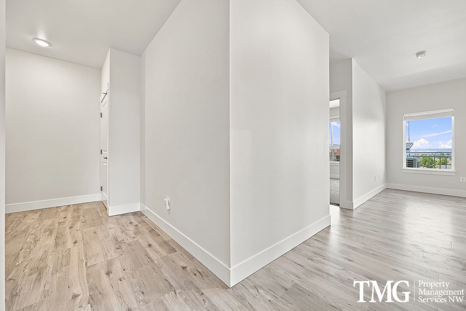 Kennewick Apartment: 7918 W 10th Ave