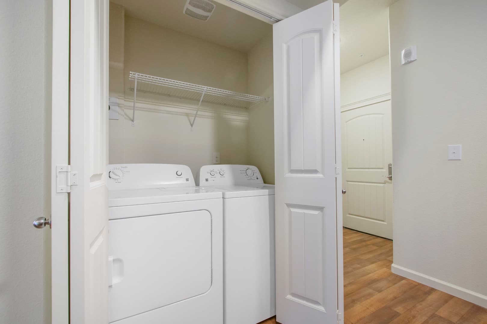 Camas Apartment: 3009 NE 3rd Ave