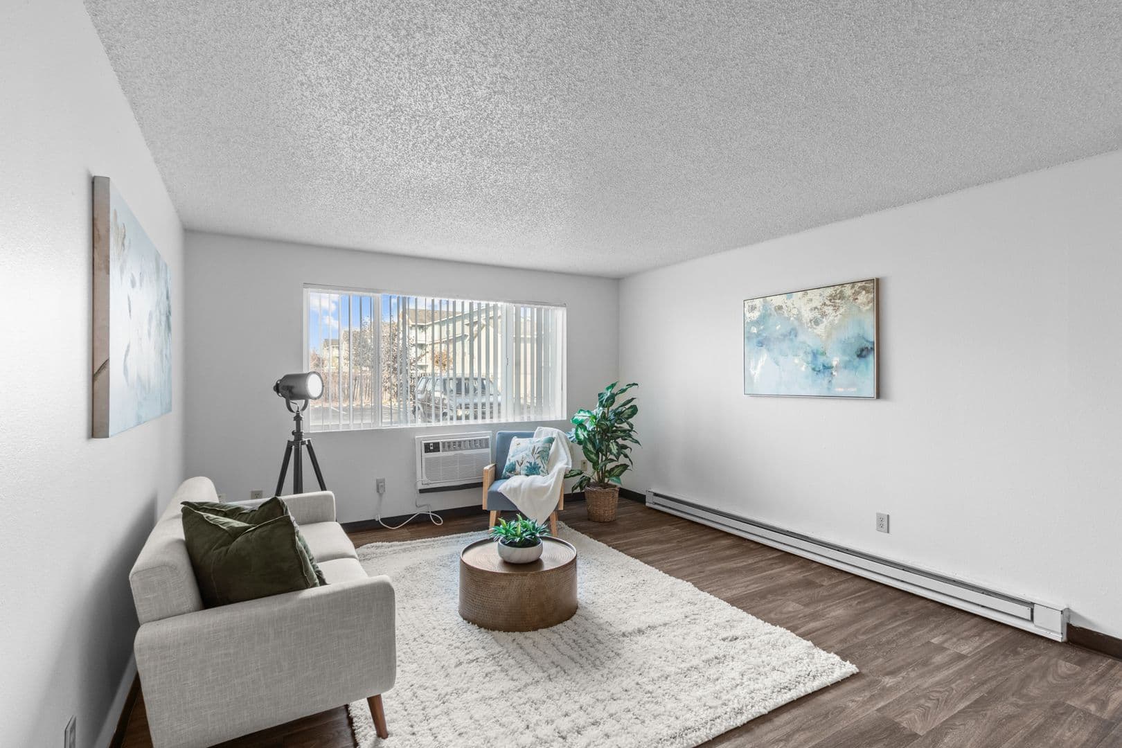 Kennewick Apartment: 445 N Volland St