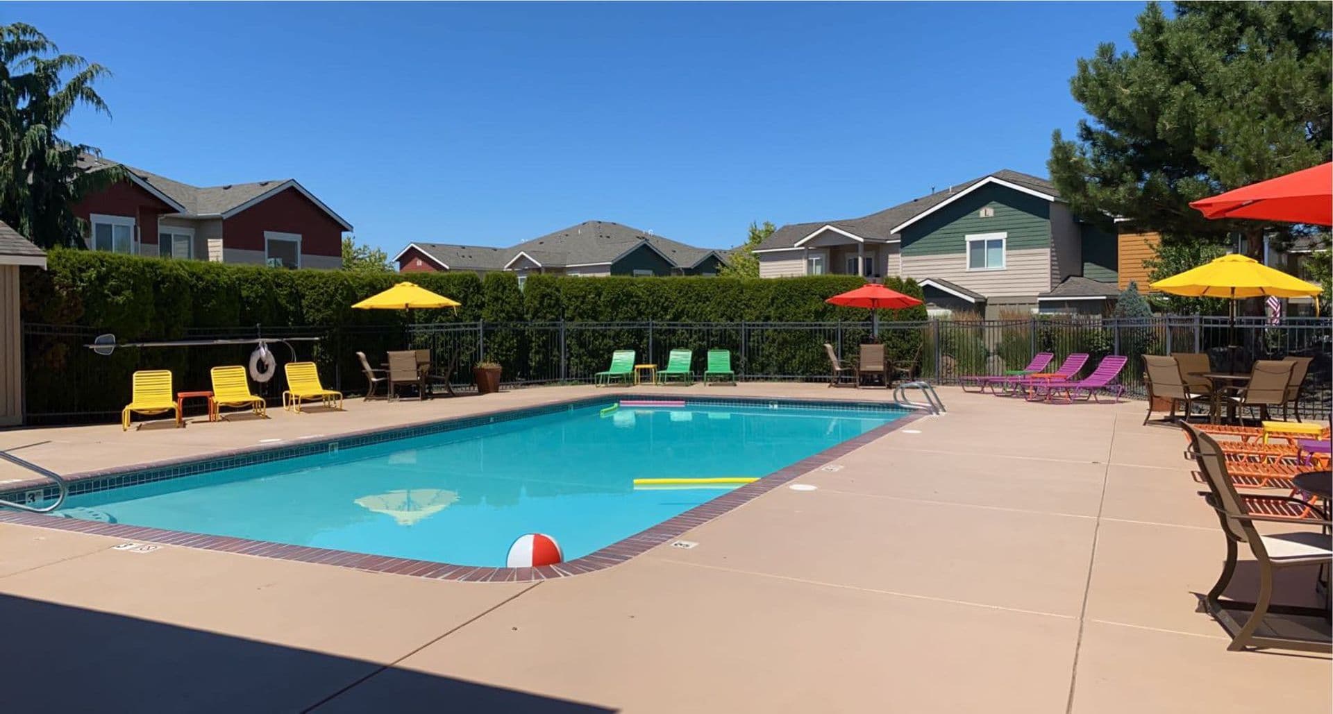 Kennewick Apartment: 8180 W 4th Ave