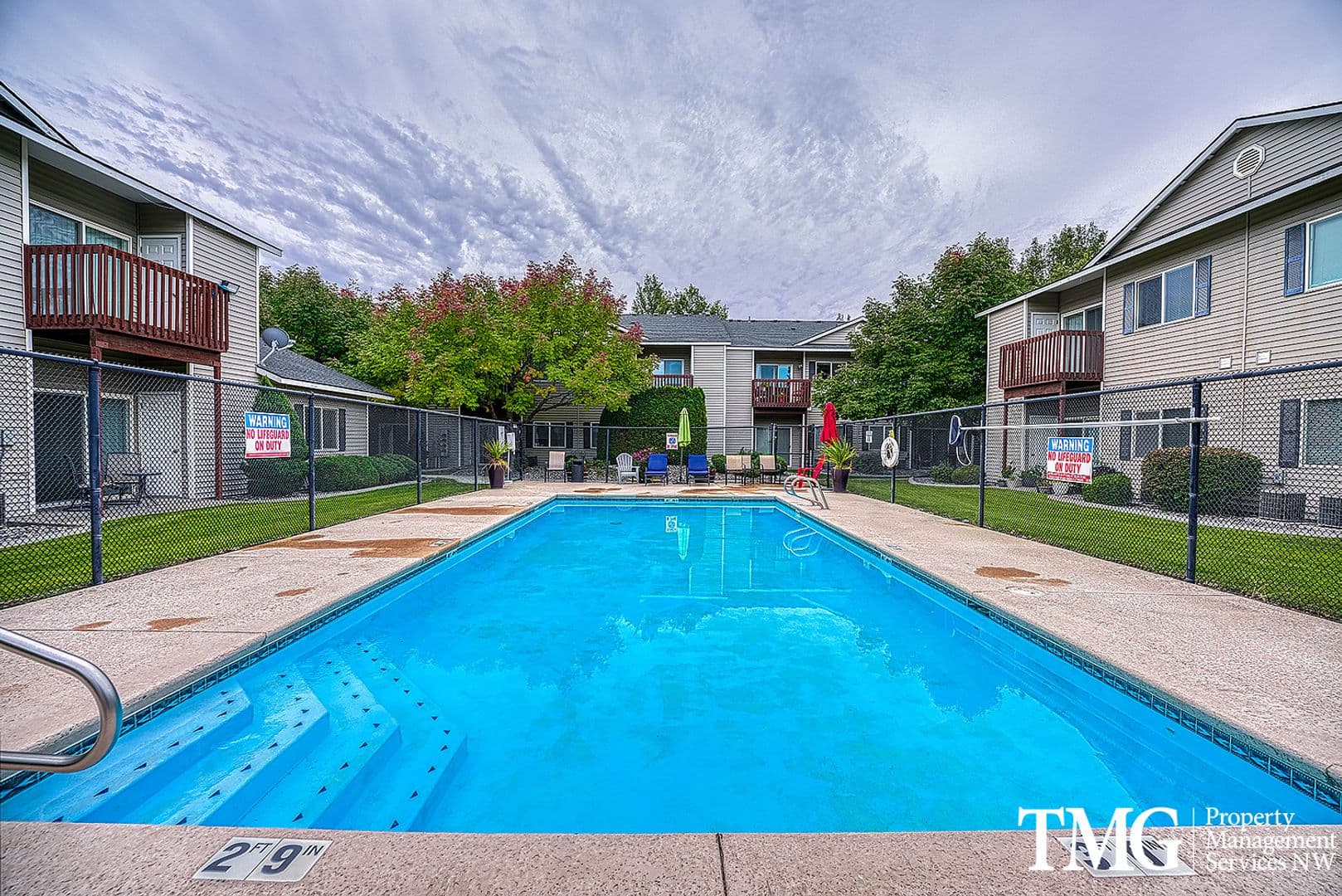 Richland Apartment: 900 Aaron Dr