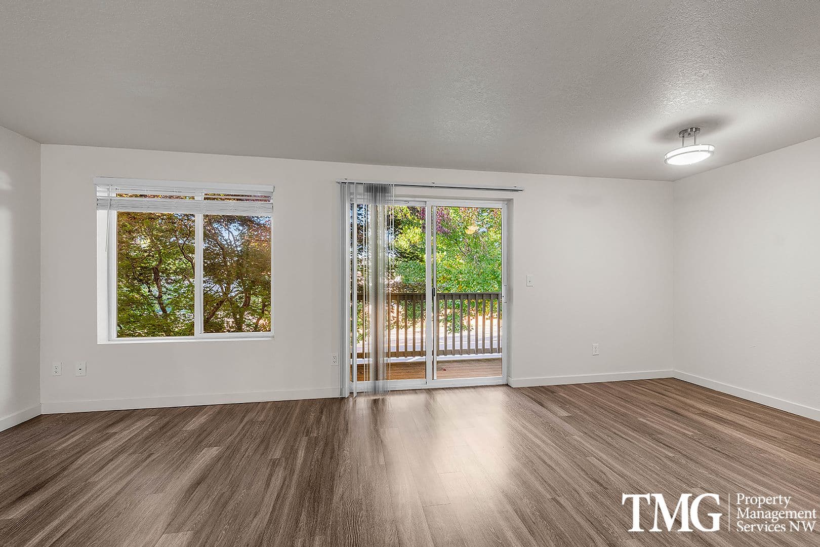 Vancouver Apartment: 16119 SE 1st St