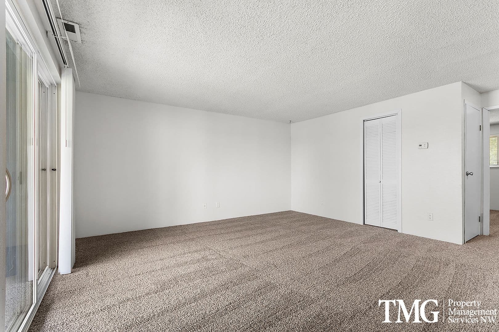 Kennewick Apartment: 440 N Volland
