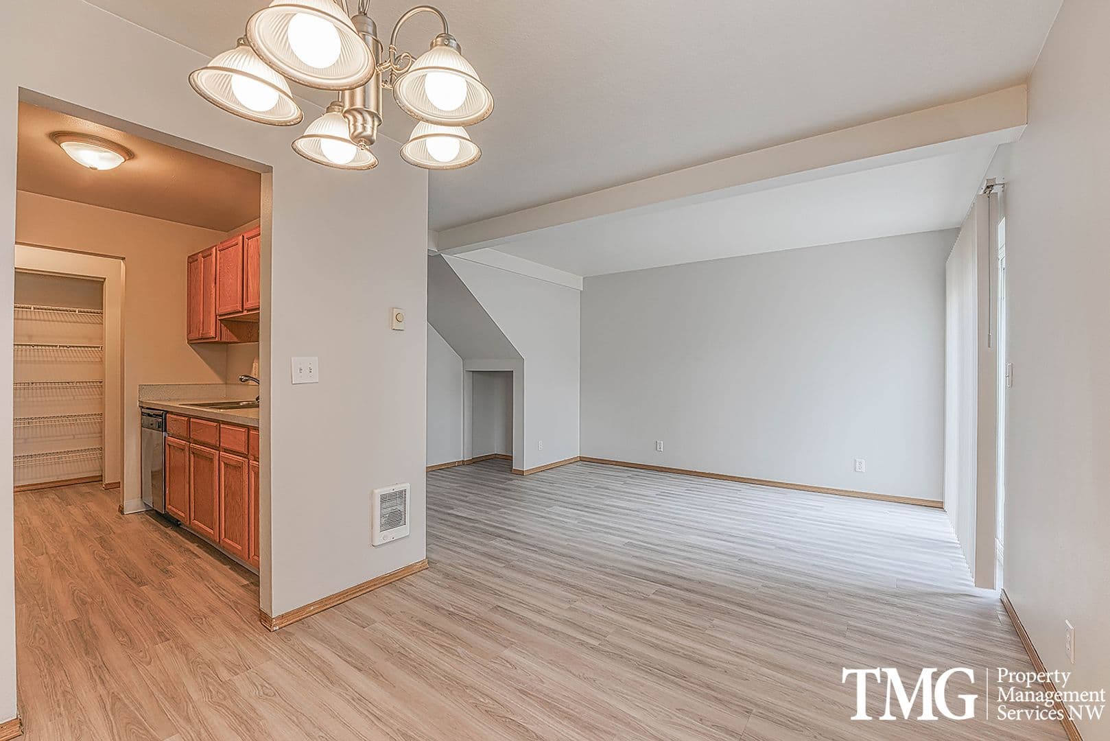 Vancouver Apartment: 3500 NE 50th Ct