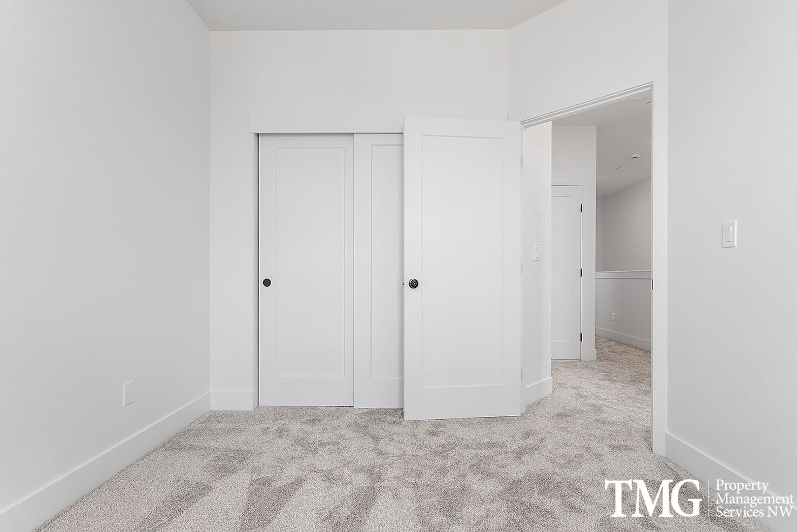 Pasco Townhome: 5801 Road 92