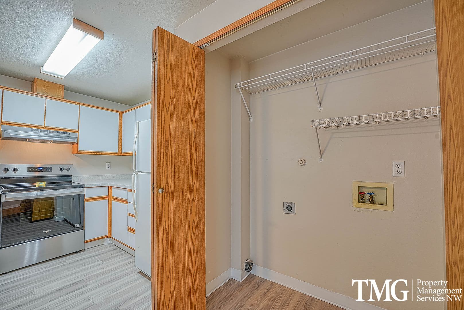 Vancouver Apartment: 13708 NE 18th St