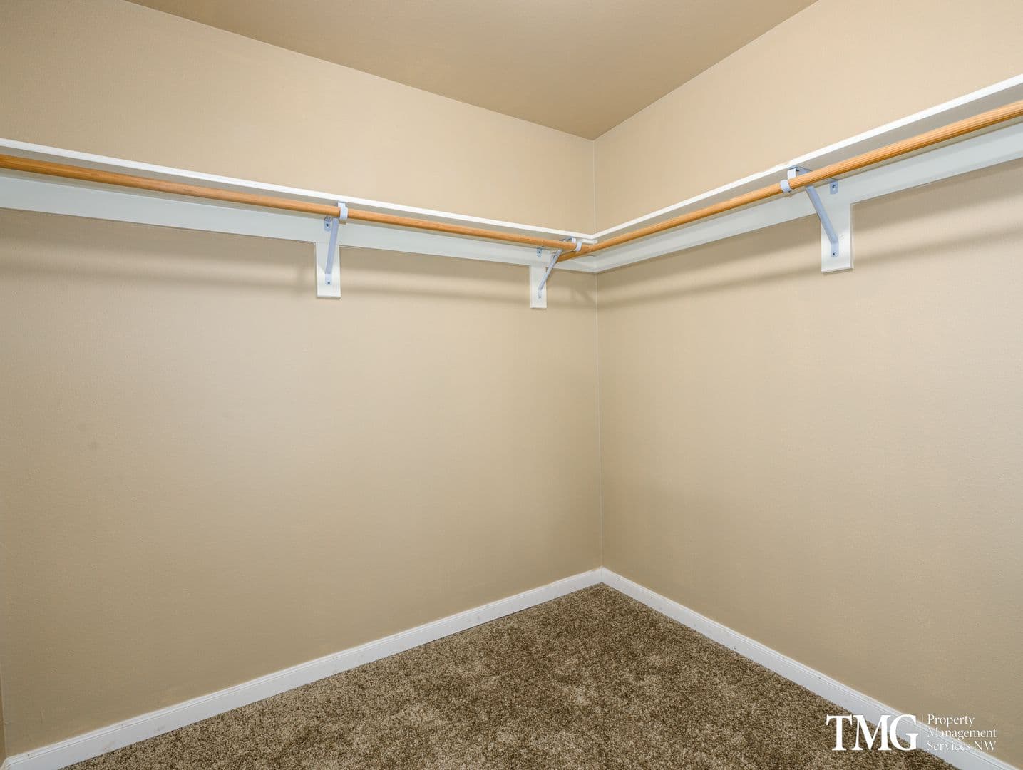 Vancouver Apartment: 9807 NE 76th Way